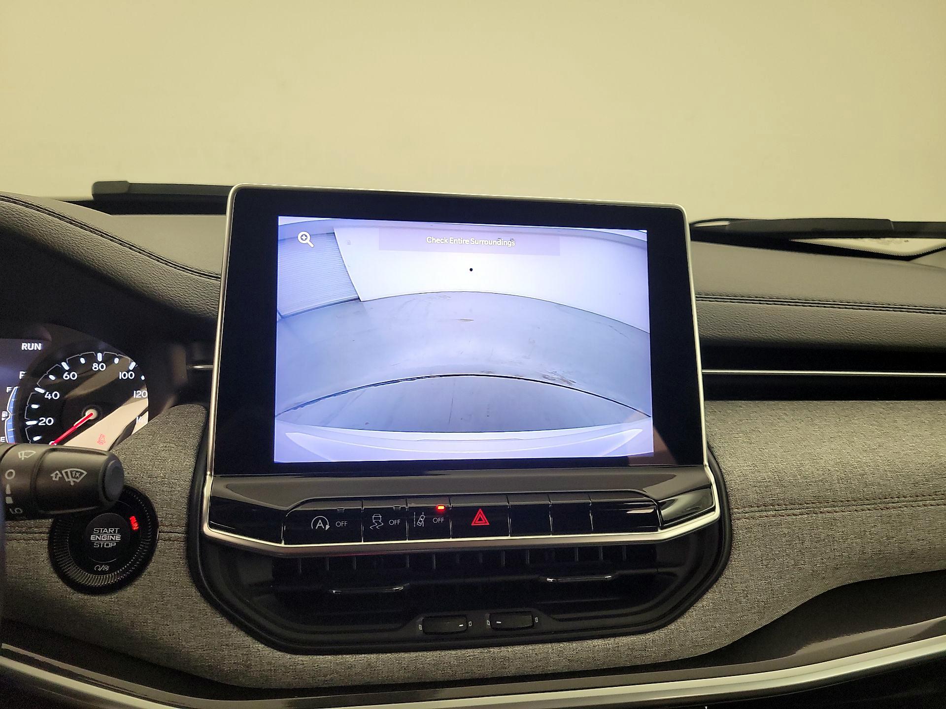 Thumbnail: 2022 Jeep Compass - 14