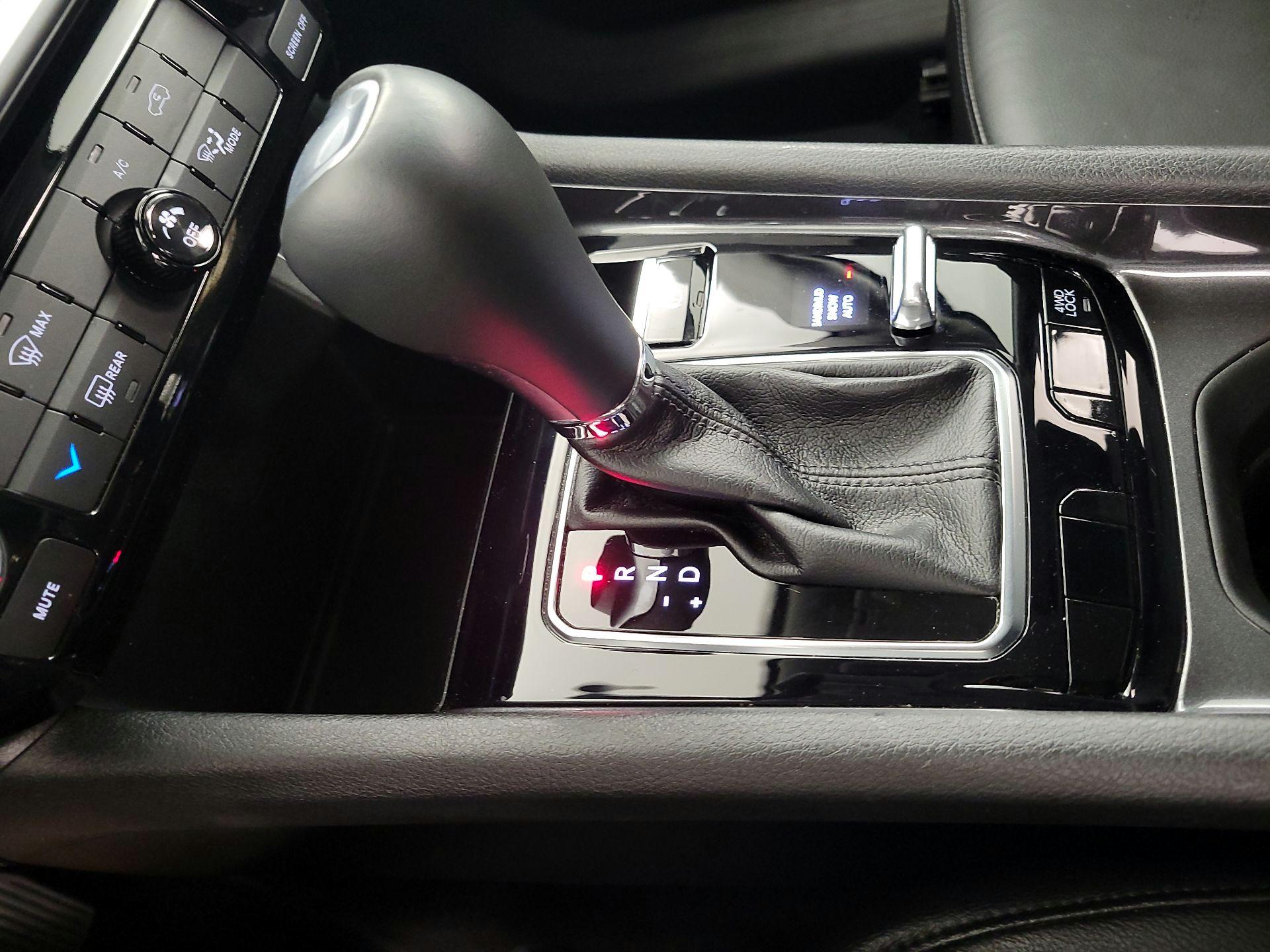 Thumbnail: 2022 Jeep Compass - 17