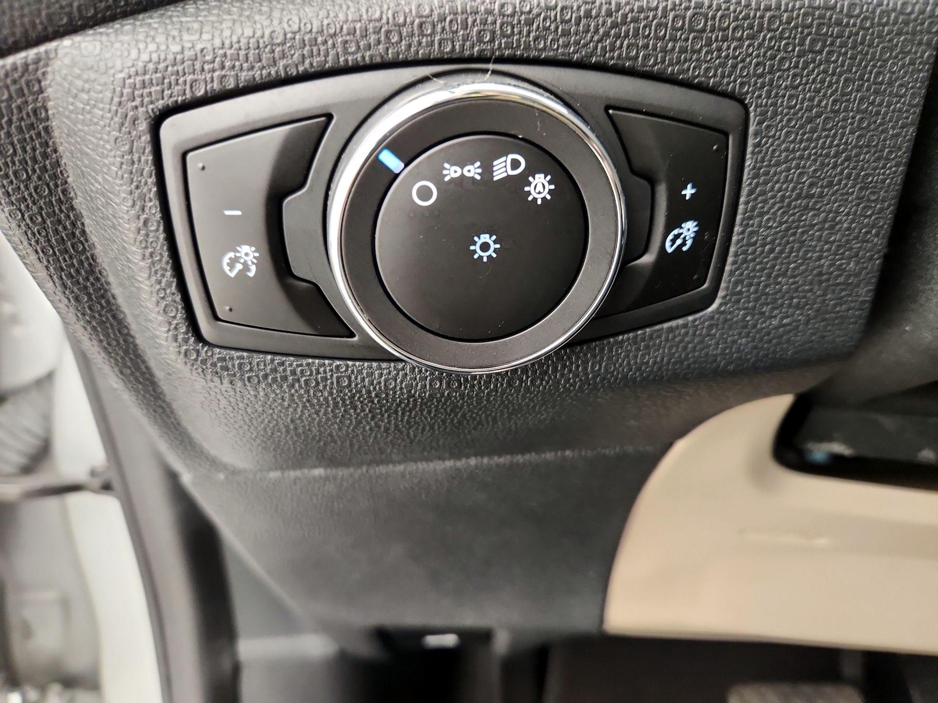 Thumbnail: 2020 Ford EcoSport - 13