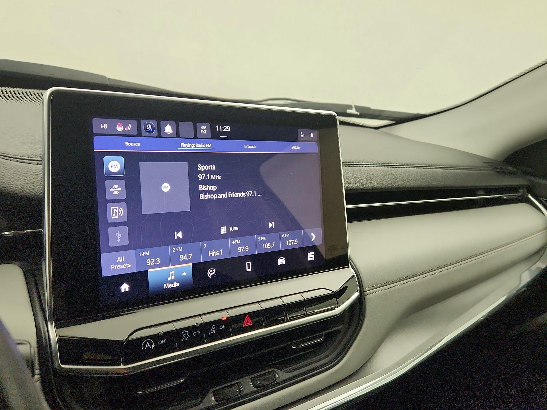 Thumbnail: 2022 Jeep Compass - 15