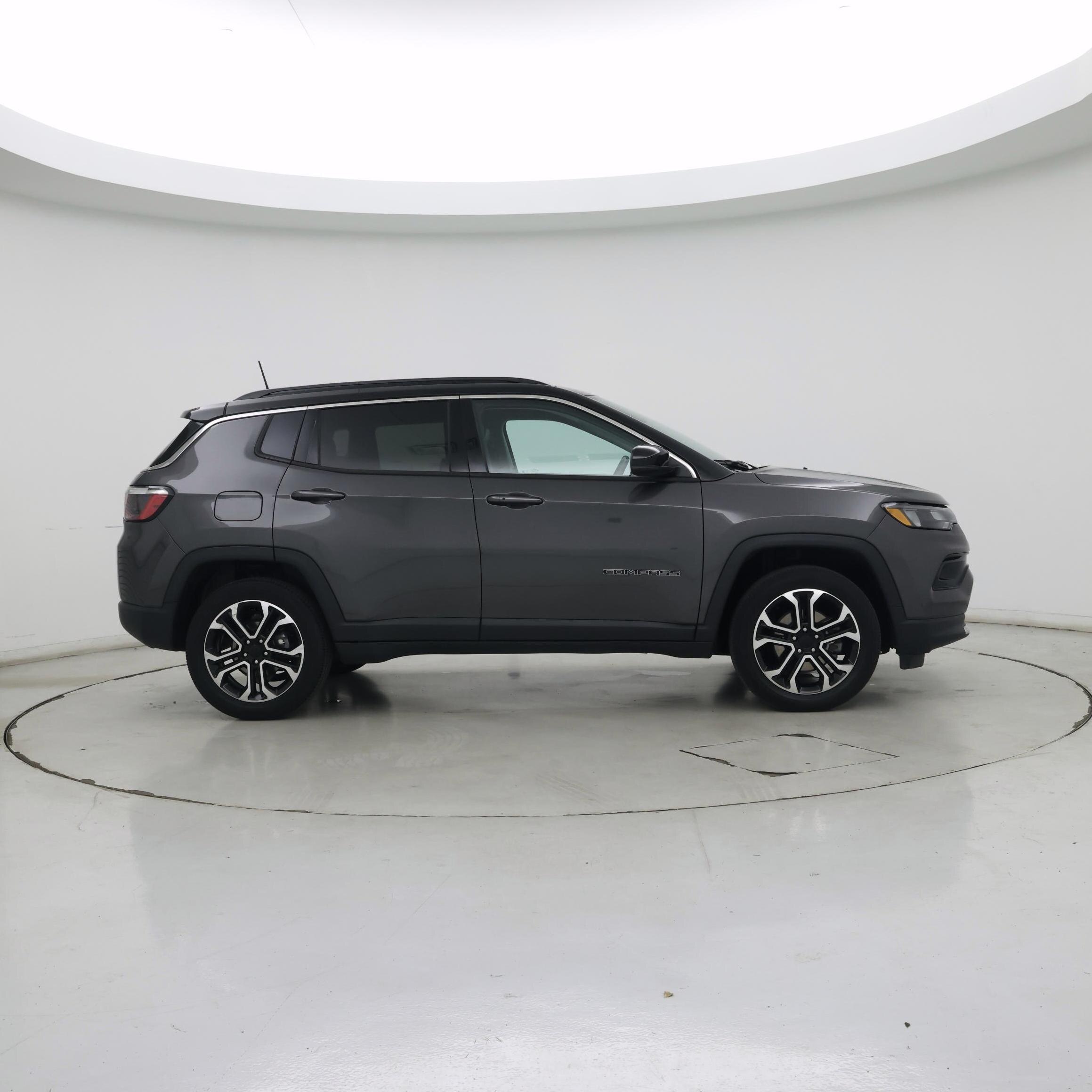 Thumbnail: 2022 Jeep Compass - 7