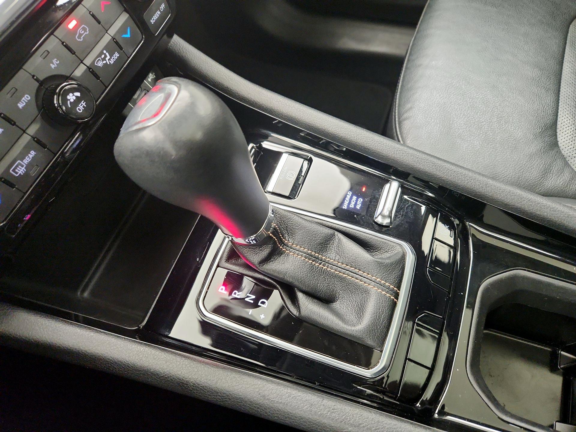 Thumbnail: 2022 Jeep Compass - 17