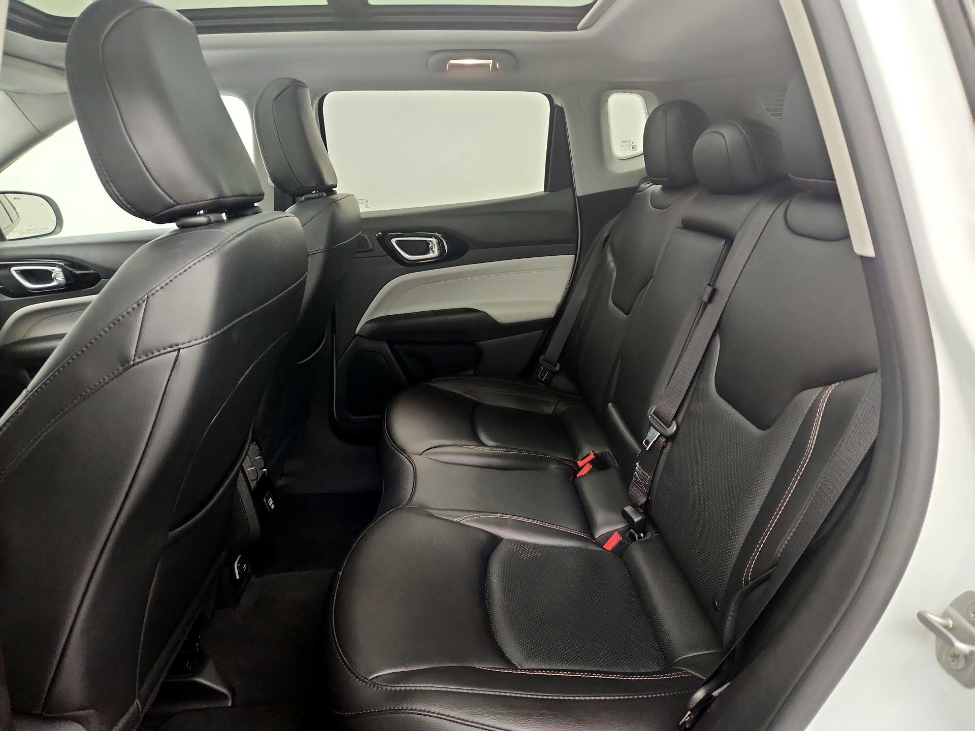 Thumbnail: 2022 Jeep Compass - 20