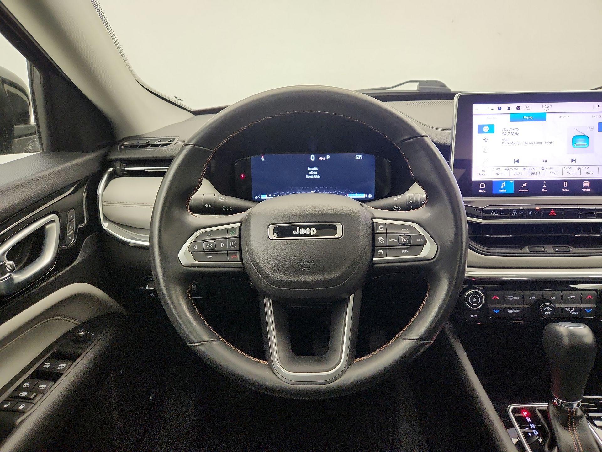 Thumbnail: 2022 Jeep Compass - 10