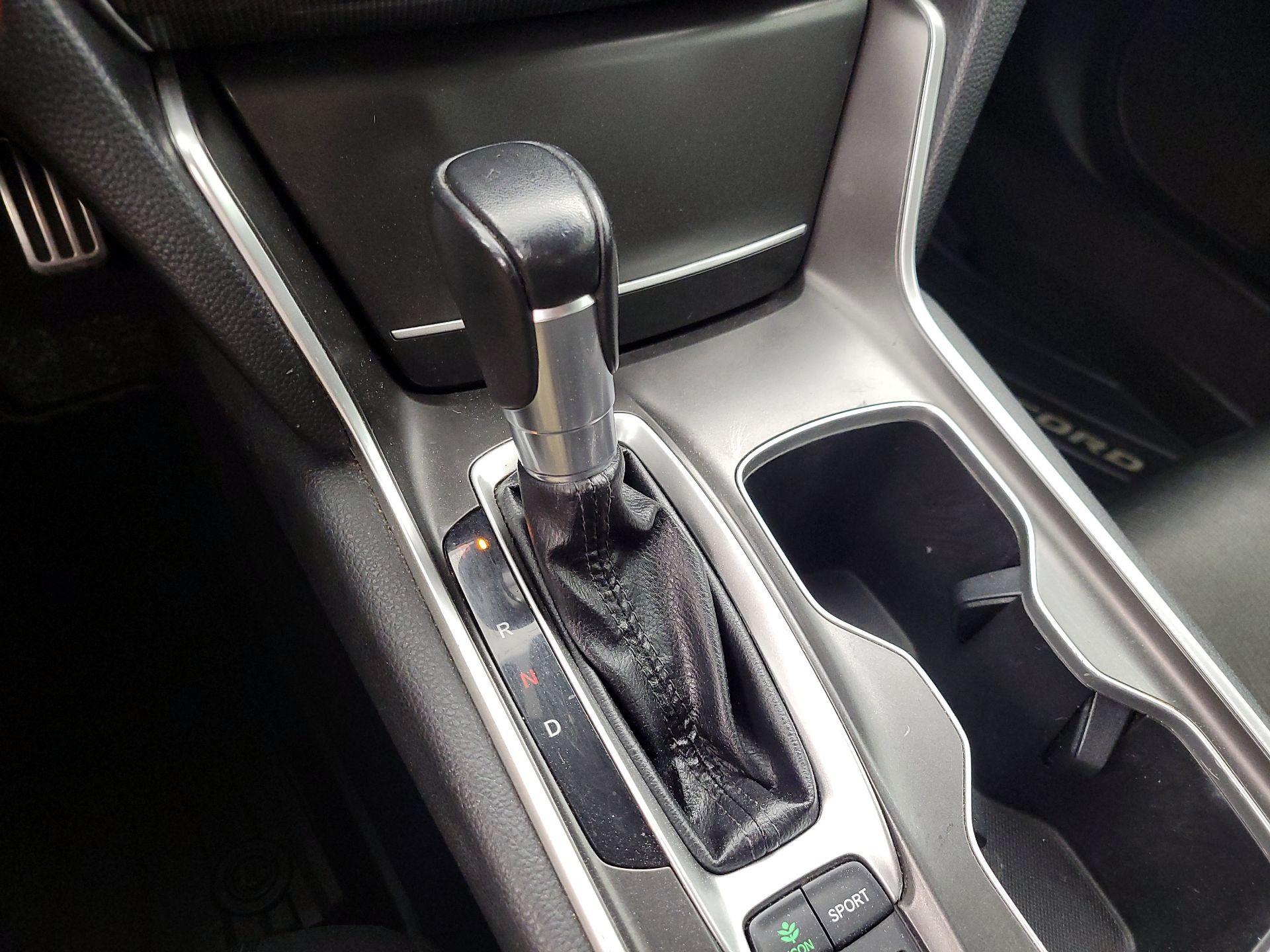 Thumbnail: 2022 Honda Accord - 17