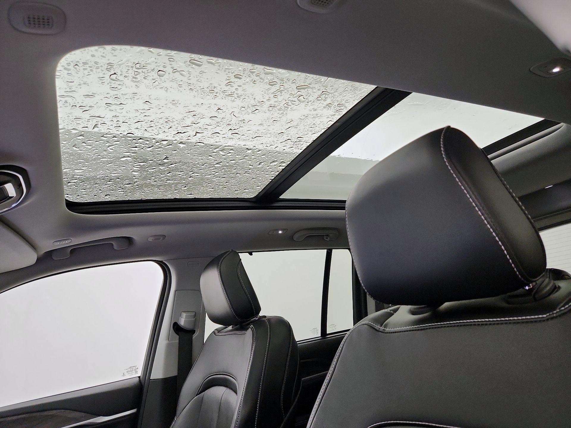 Thumbnail: 2022 Jeep Grand Cherokee - 20