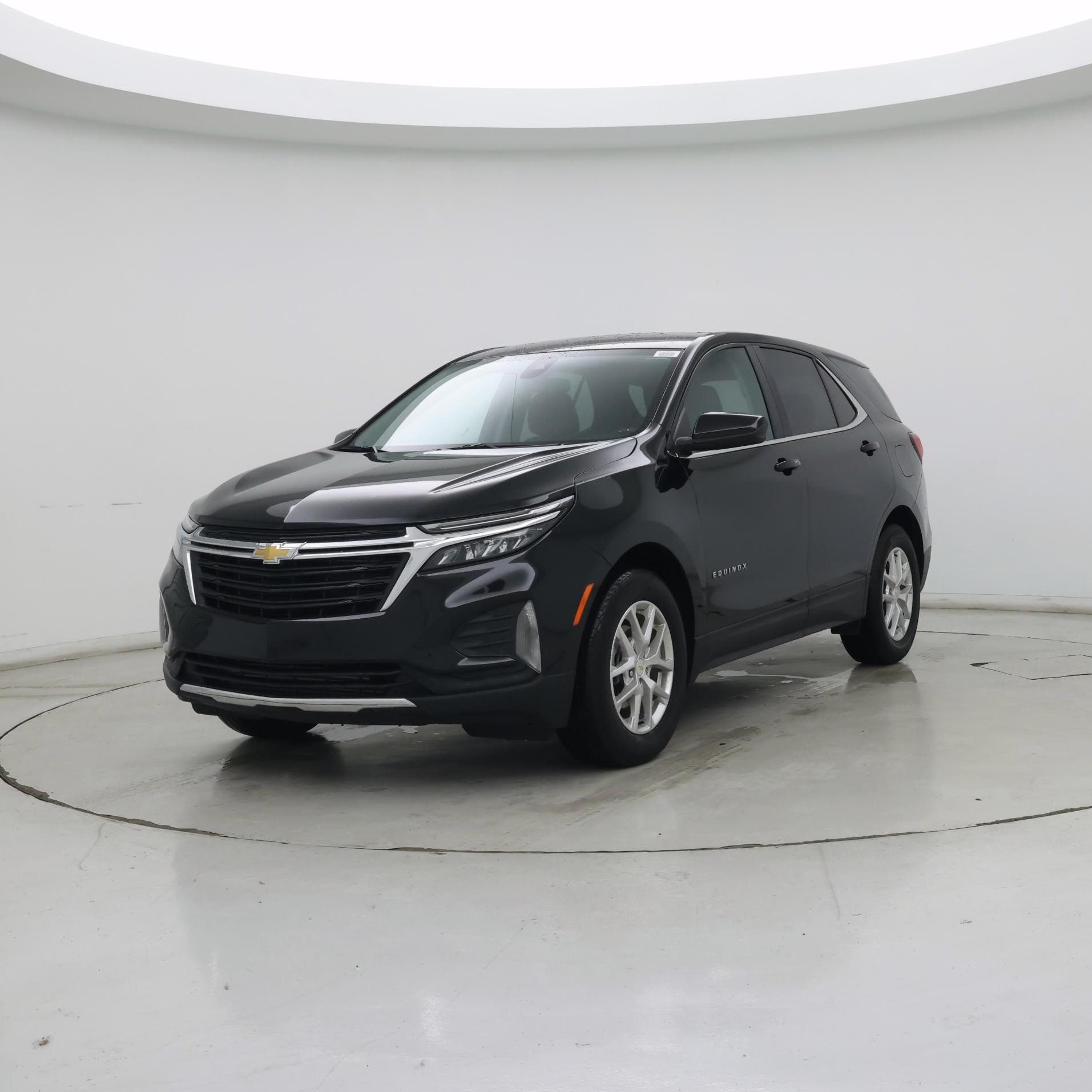 Thumbnail: 2022 Chevrolet Equinox - 4