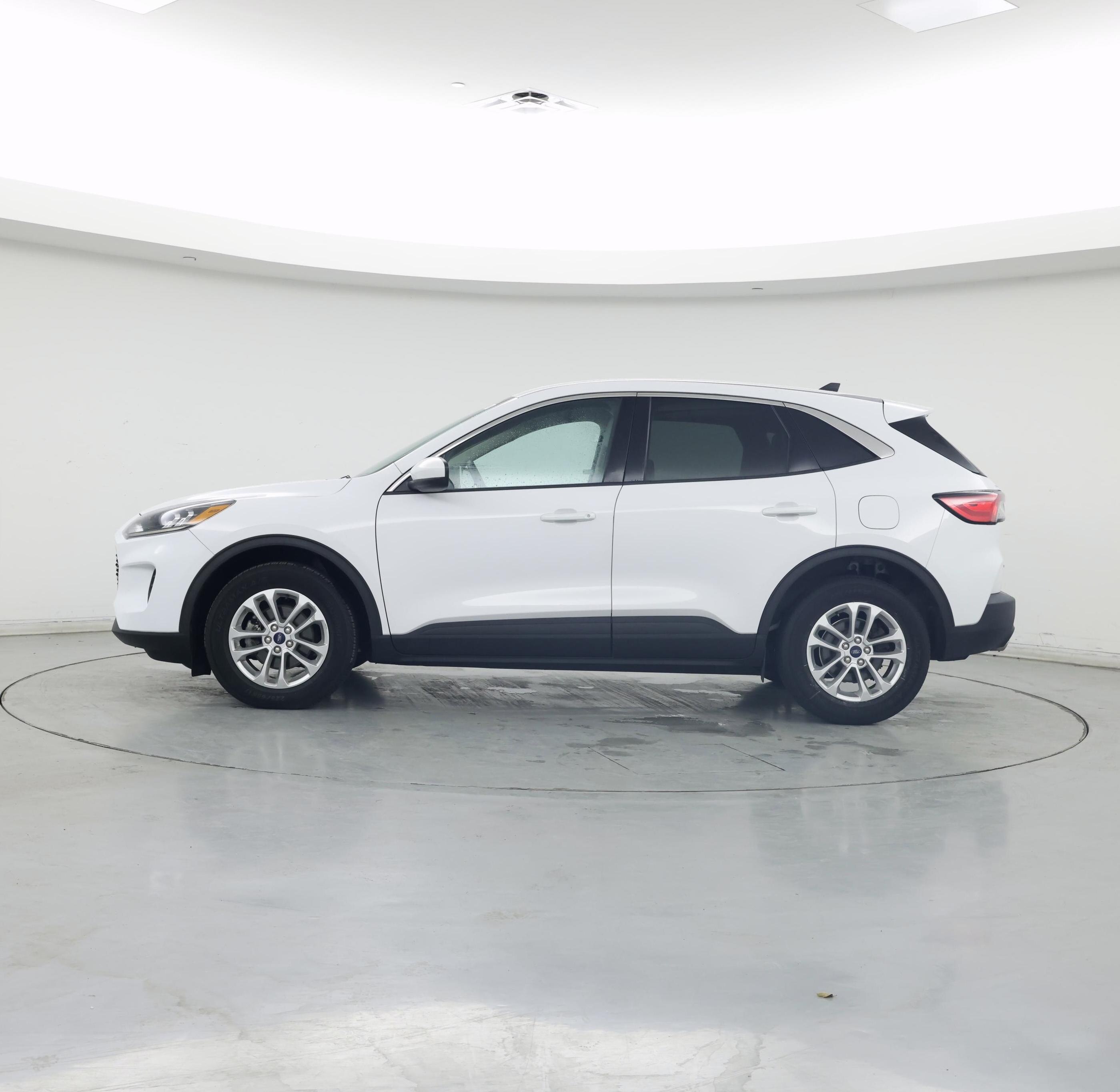 Thumbnail: 2020 Ford Escape - 3