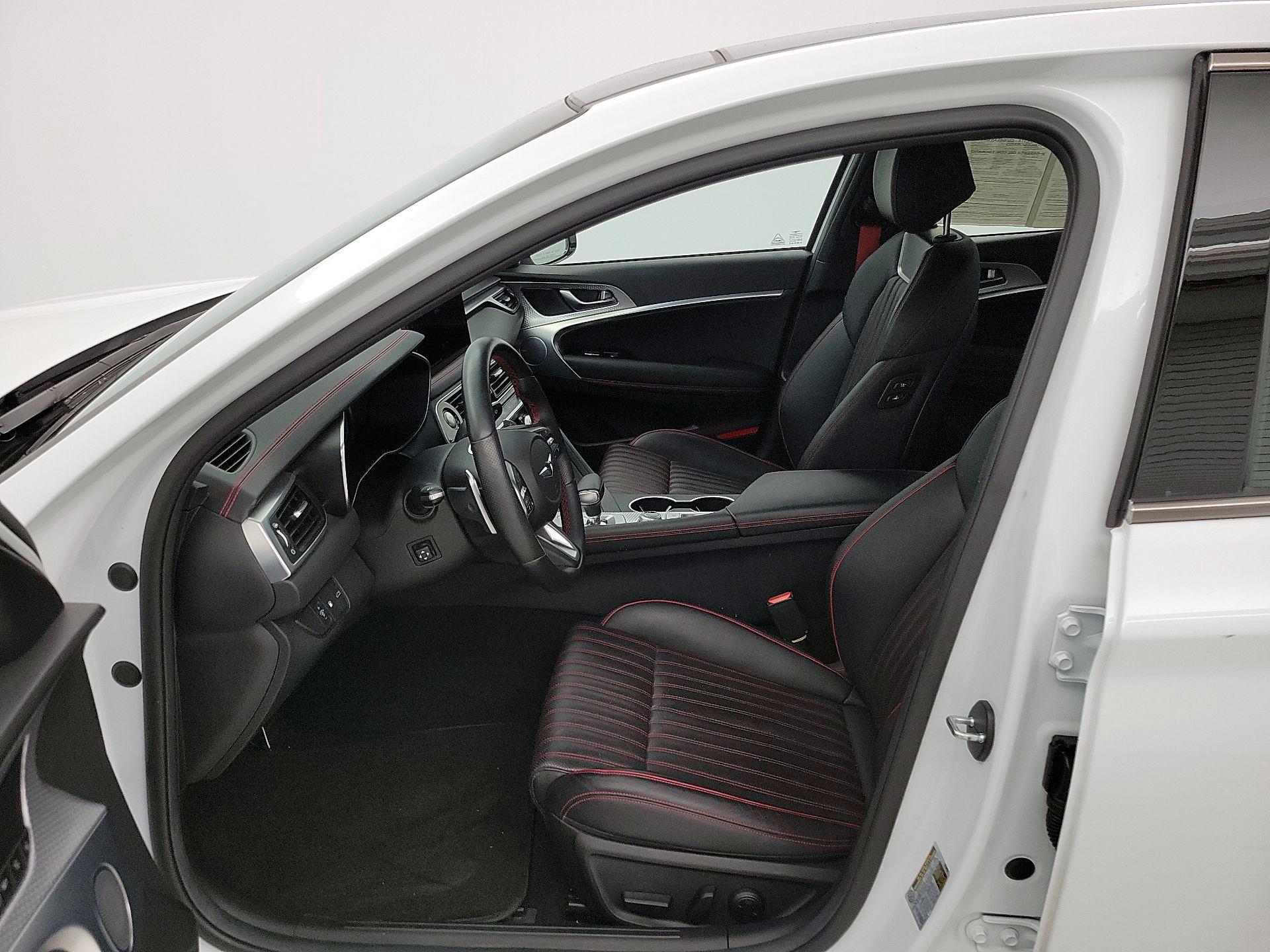 Thumbnail: 2023 Genesis G70 - 11