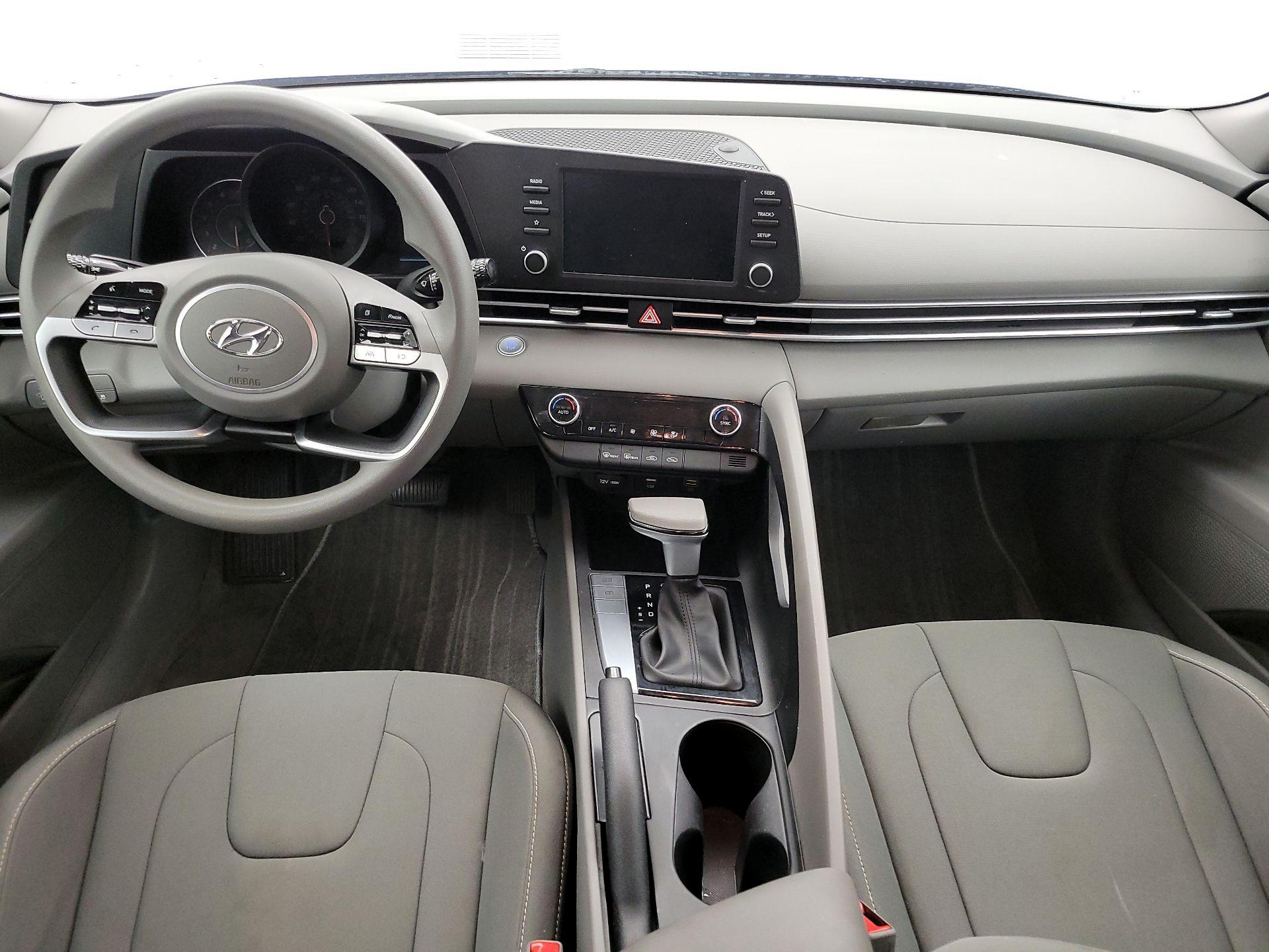 Thumbnail: 2023 Hyundai Elantra - 9