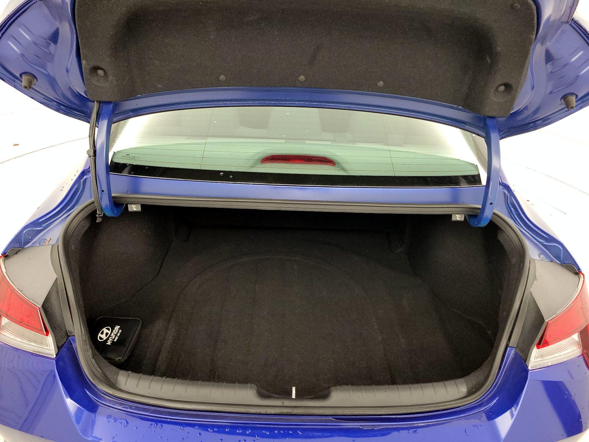 Thumbnail: 2023 Hyundai Elantra - 20