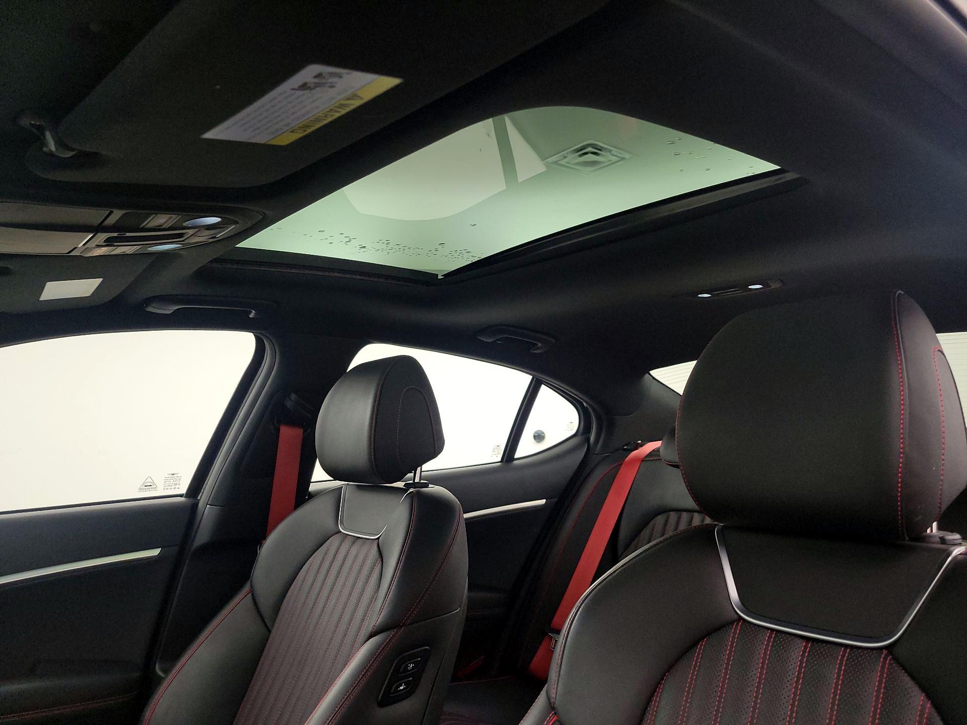 Thumbnail: 2023 Genesis G70 - 20