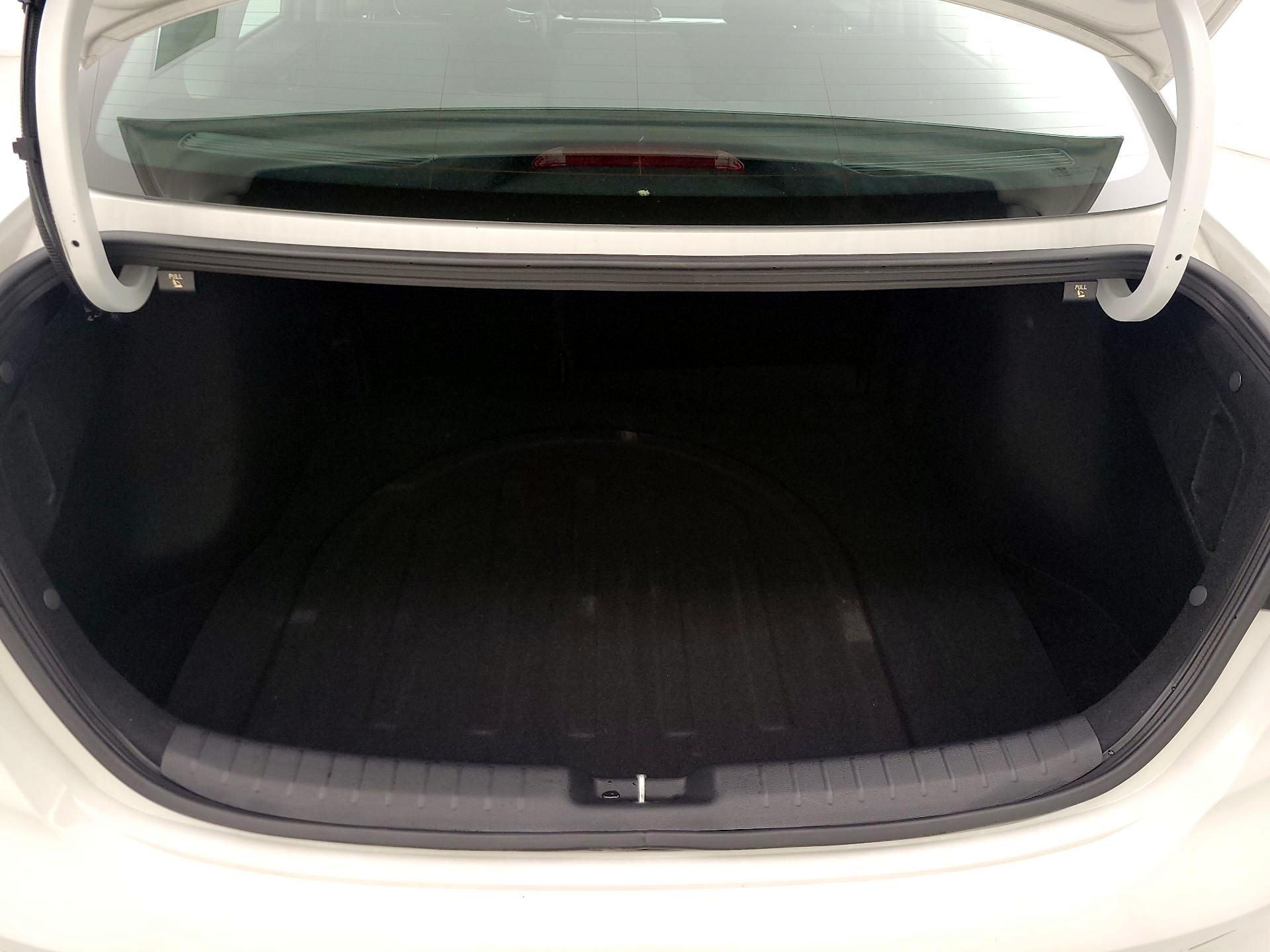 Thumbnail: 2023 Kia Forte - 20