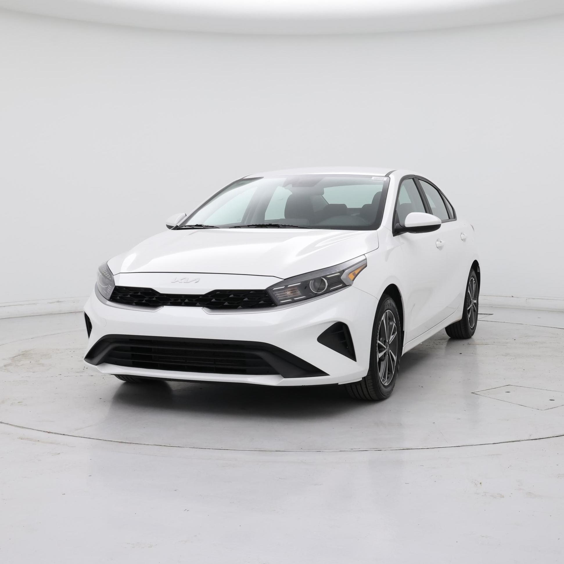 Thumbnail: 2023 Kia Forte - 4