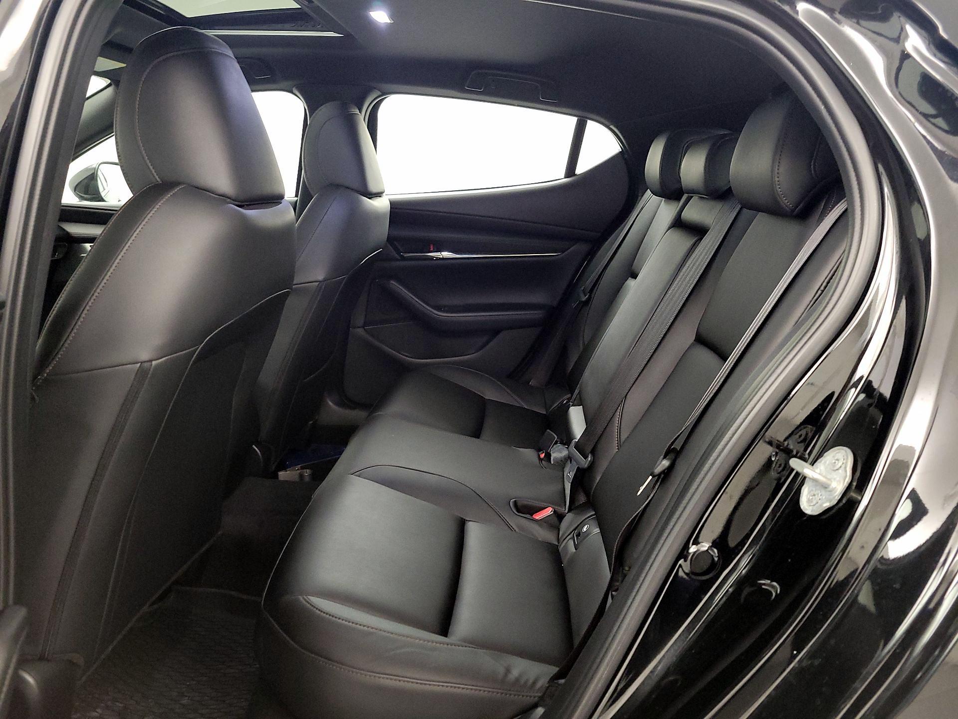 Thumbnail: 2022 Mazda Mazda3 - 20