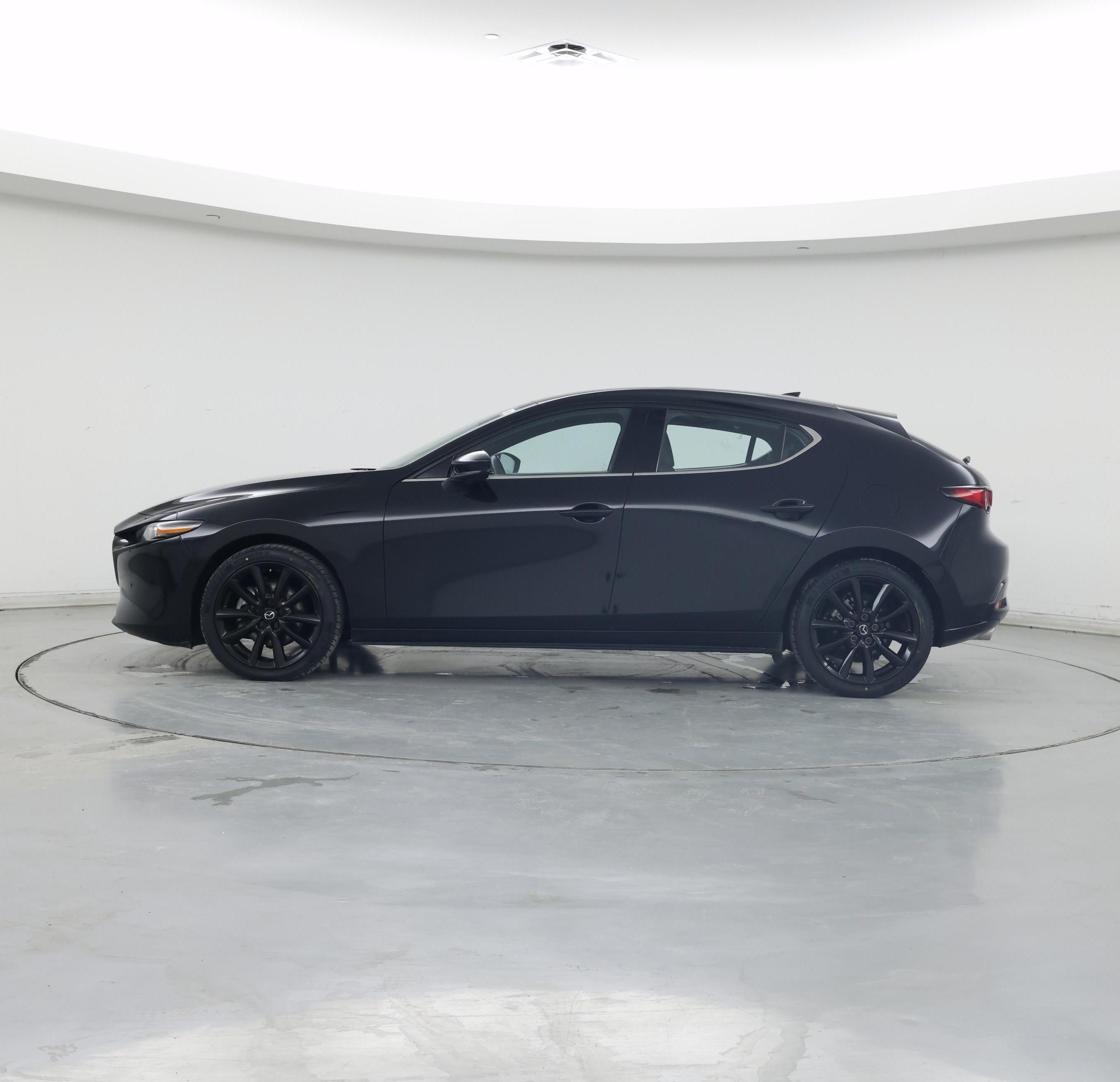 Thumbnail: 2022 Mazda Mazda3 - 3