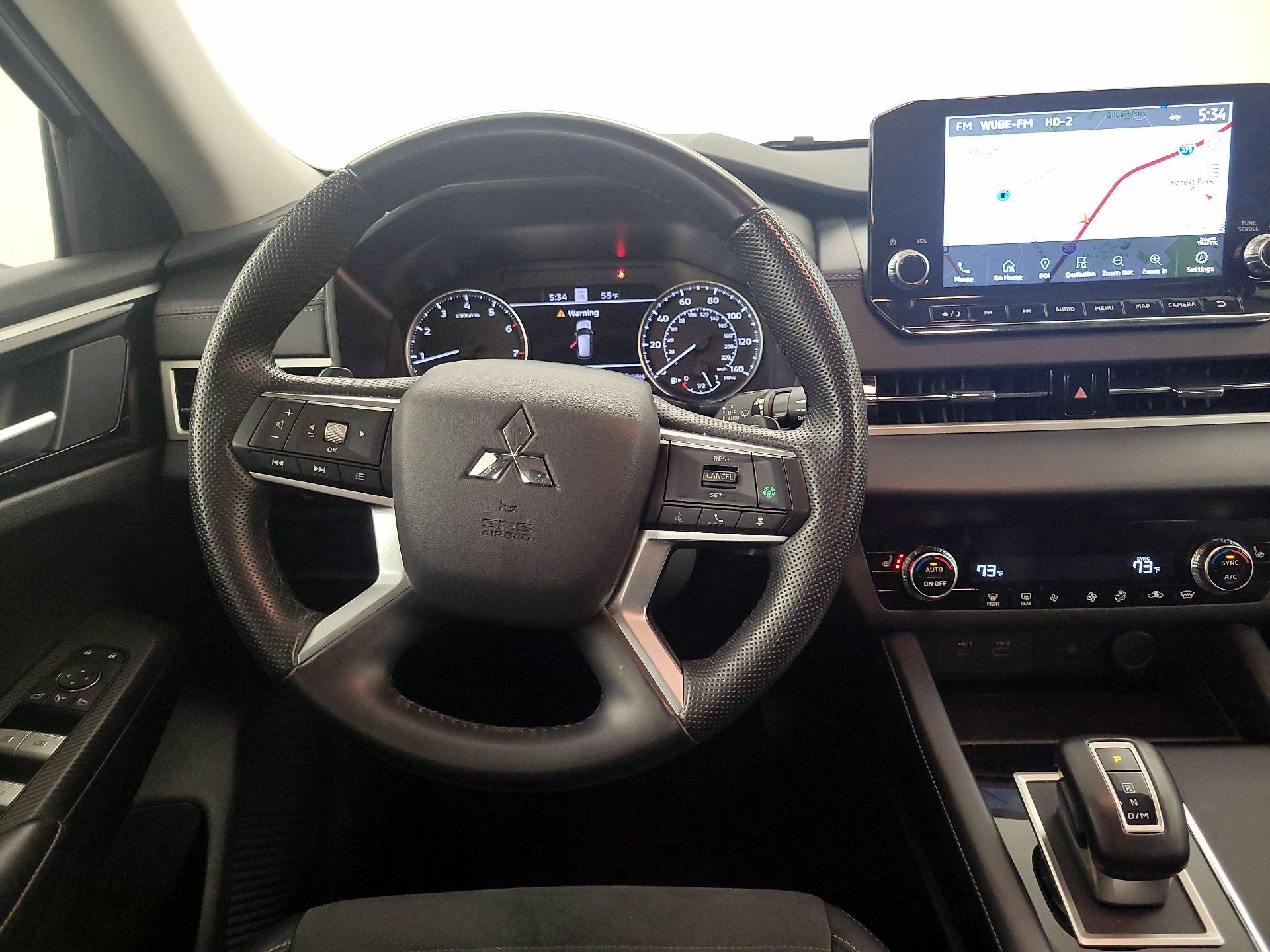 Thumbnail: 2024 Mitsubishi Outlander - 10