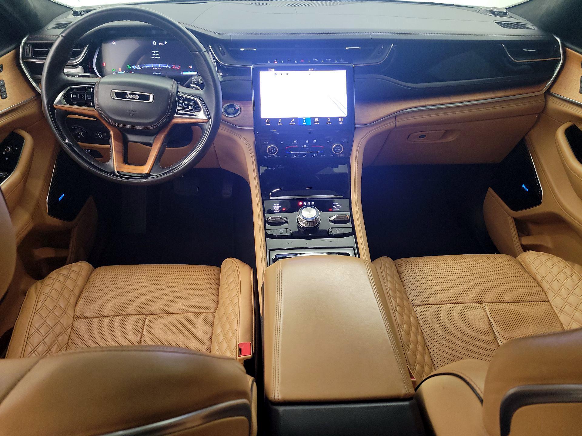 Thumbnail: 2022 Jeep Grand Cherokee - 9