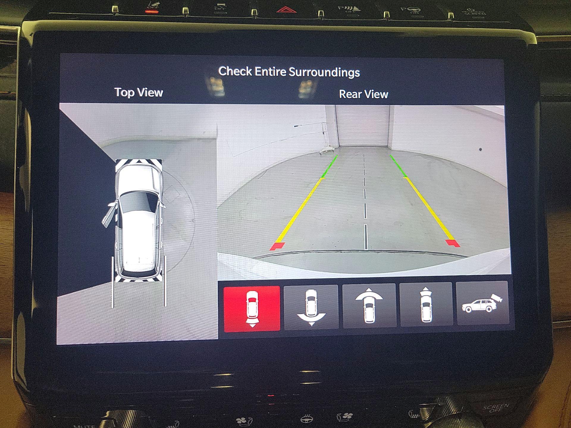 Thumbnail: 2022 Jeep Grand Cherokee - 15