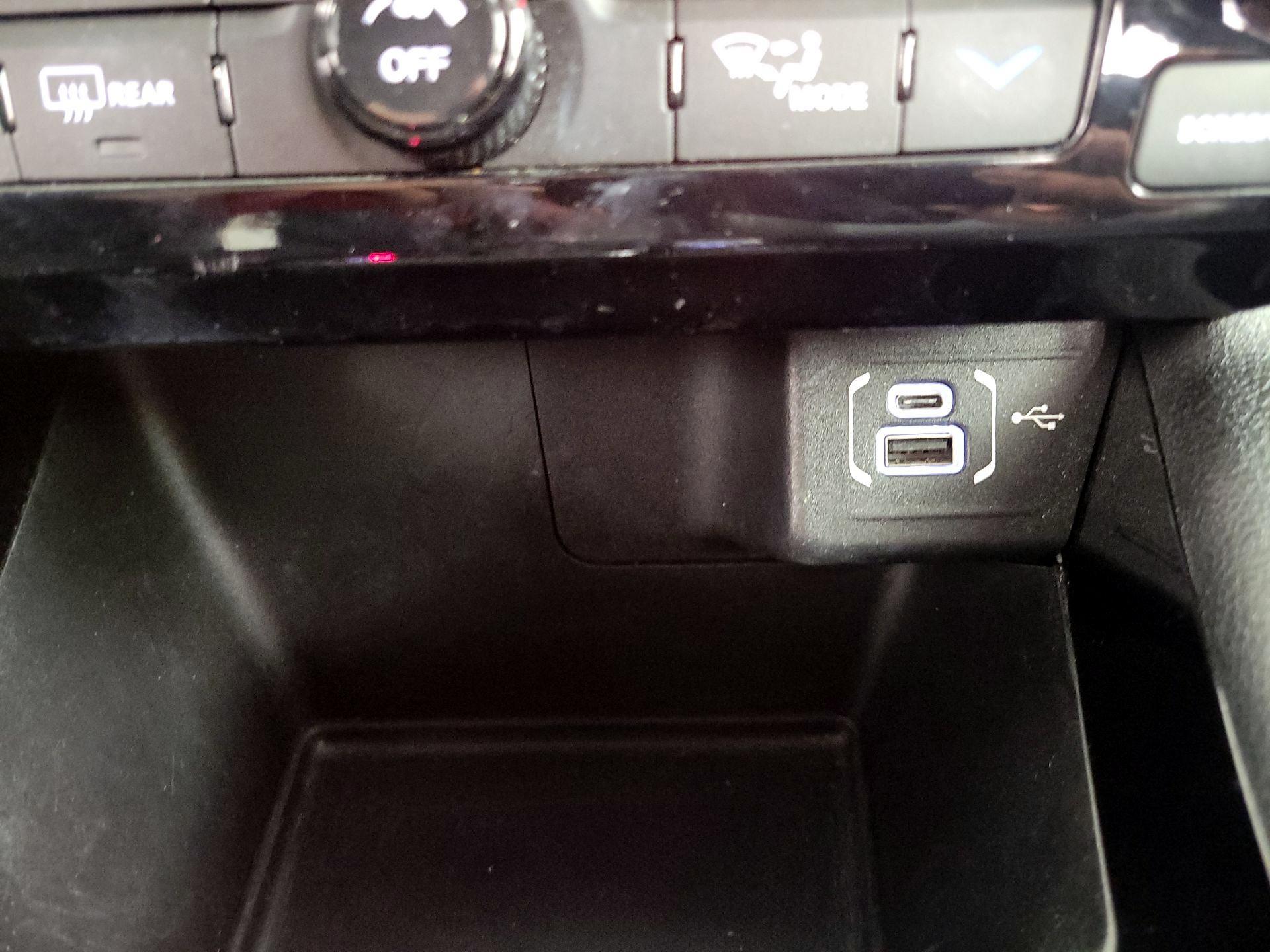 Thumbnail: 2022 Jeep Compass - 18