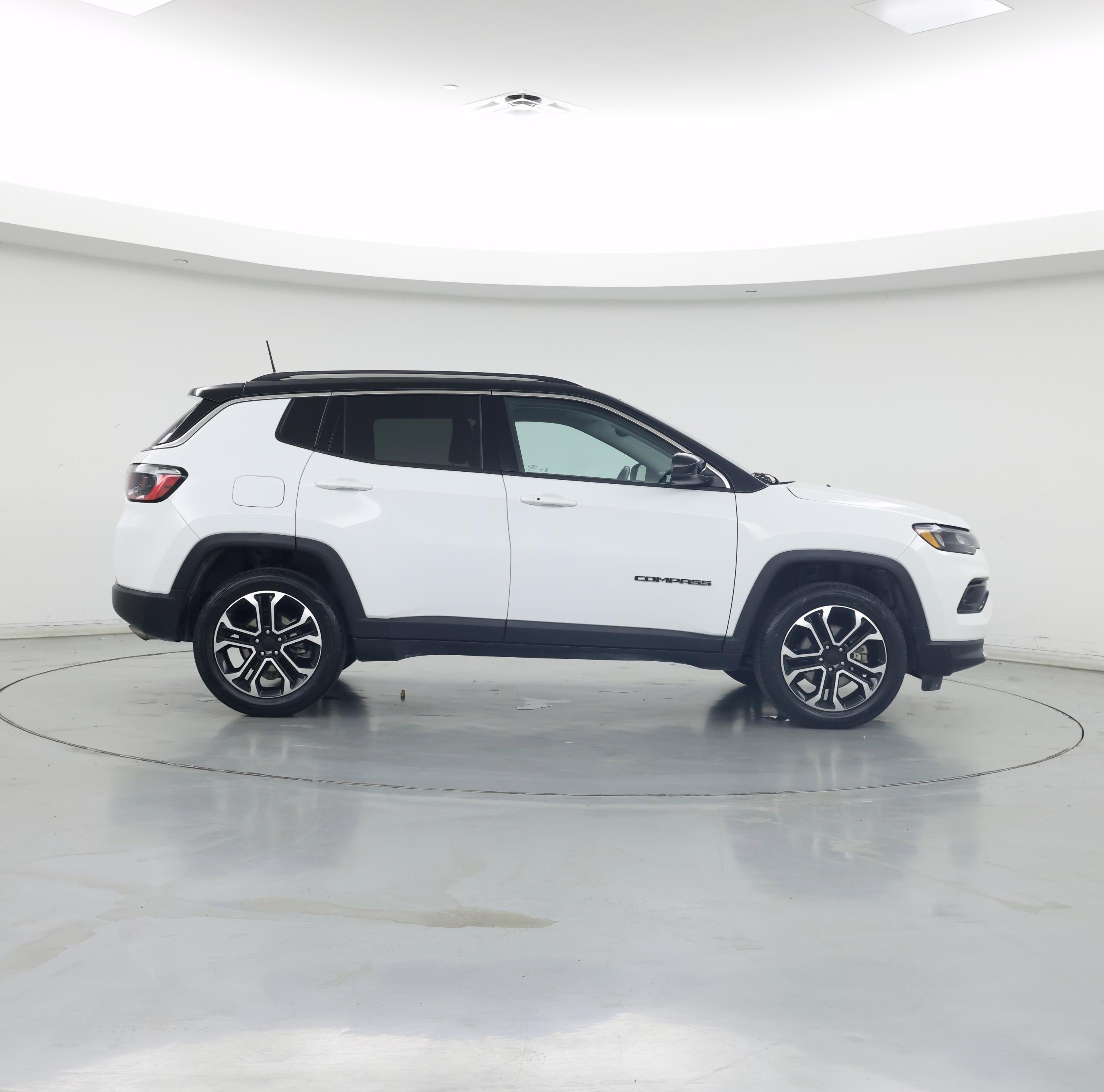 Thumbnail: 2022 Jeep Compass - 7
