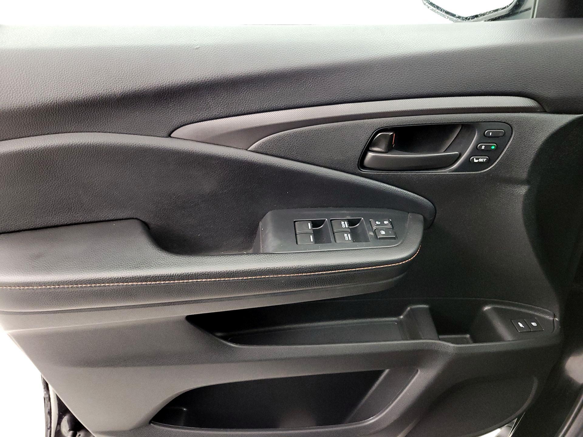 Thumbnail: 2022 Honda Pilot - 12