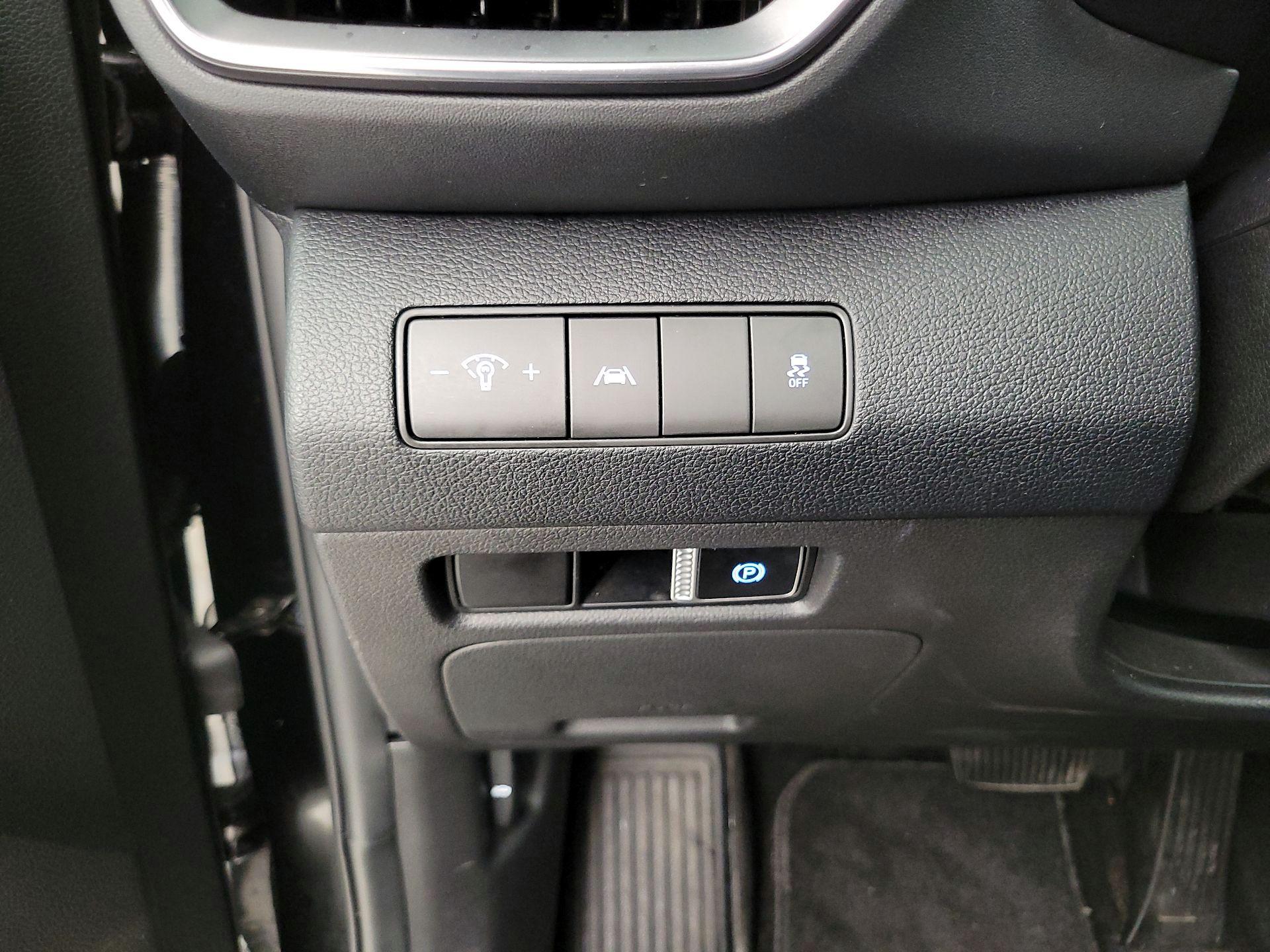 Thumbnail: 2022 Hyundai Santa Fe - 13