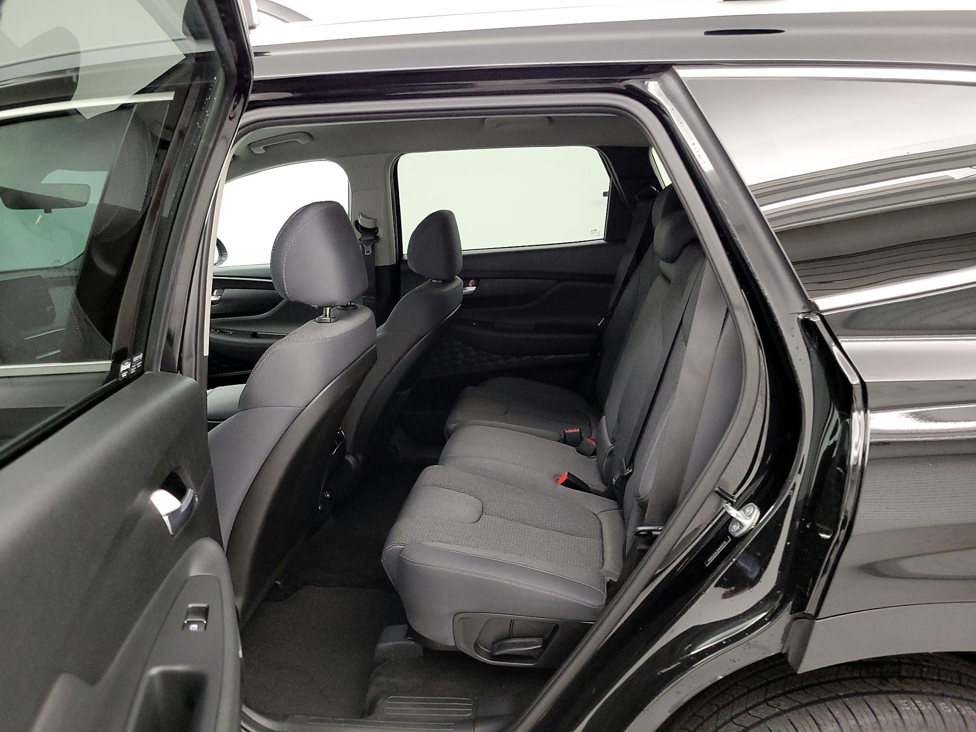 Thumbnail: 2022 Hyundai Santa Fe - 19