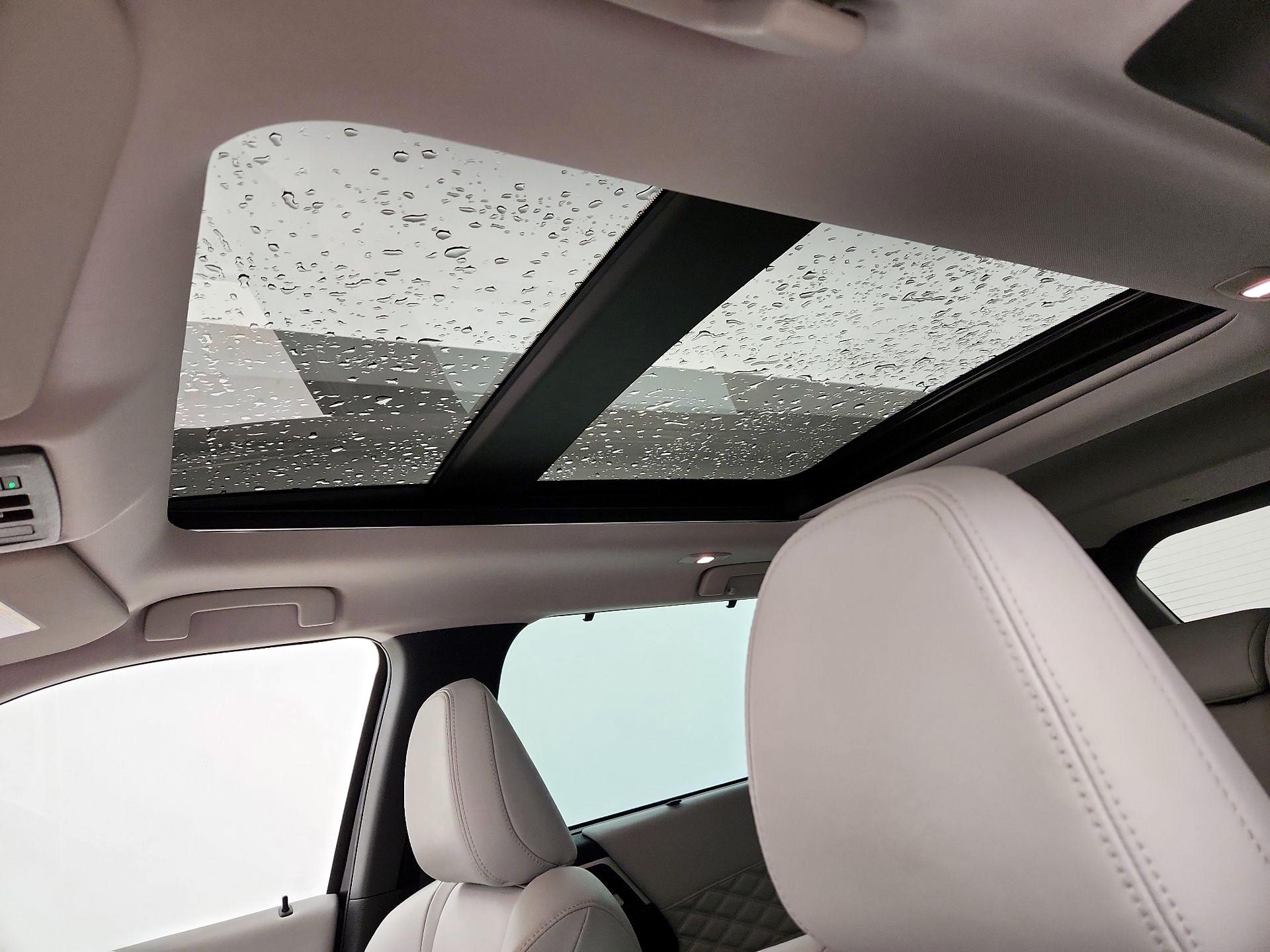 Thumbnail: 2023 Mitsubishi Outlander - 20