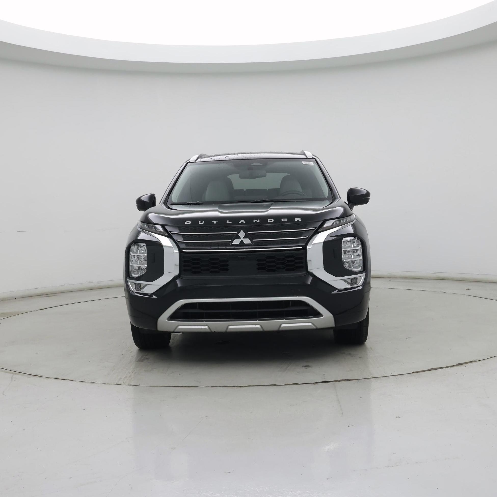 Thumbnail: 2023 Mitsubishi Outlander - 5