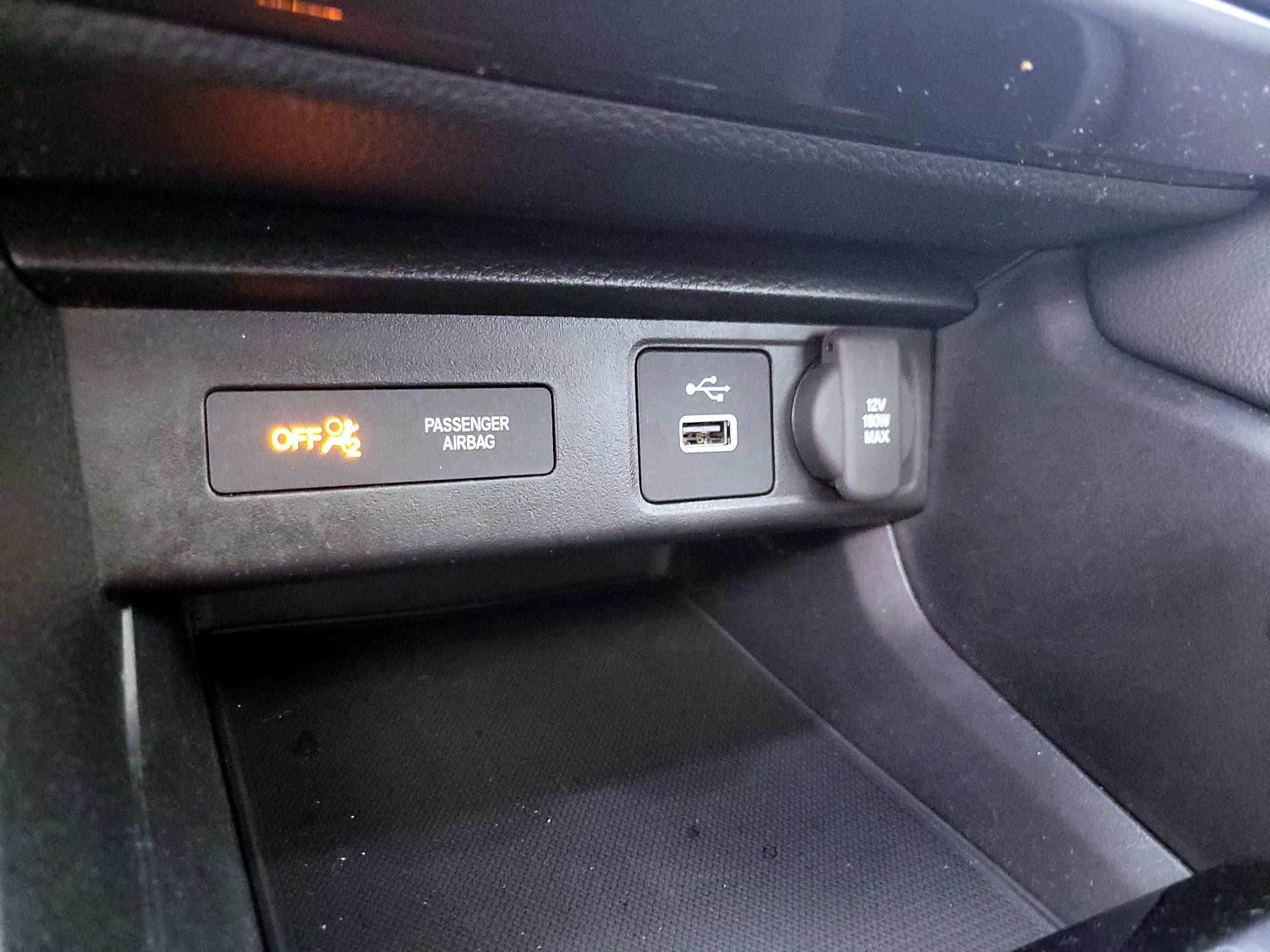 Thumbnail: 2023 Acura Integra - 18