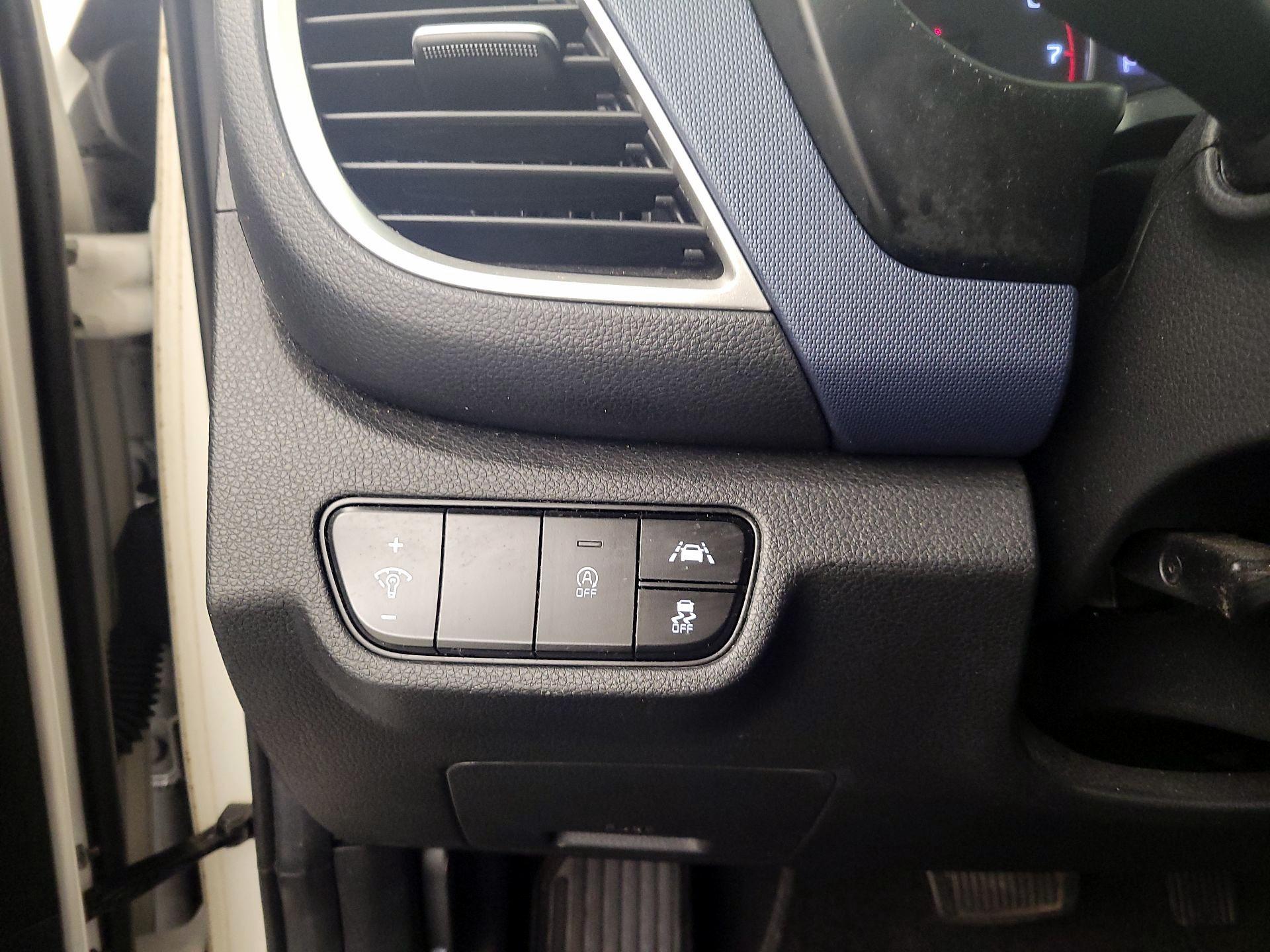 Thumbnail: 2021 Kia Seltos - 13