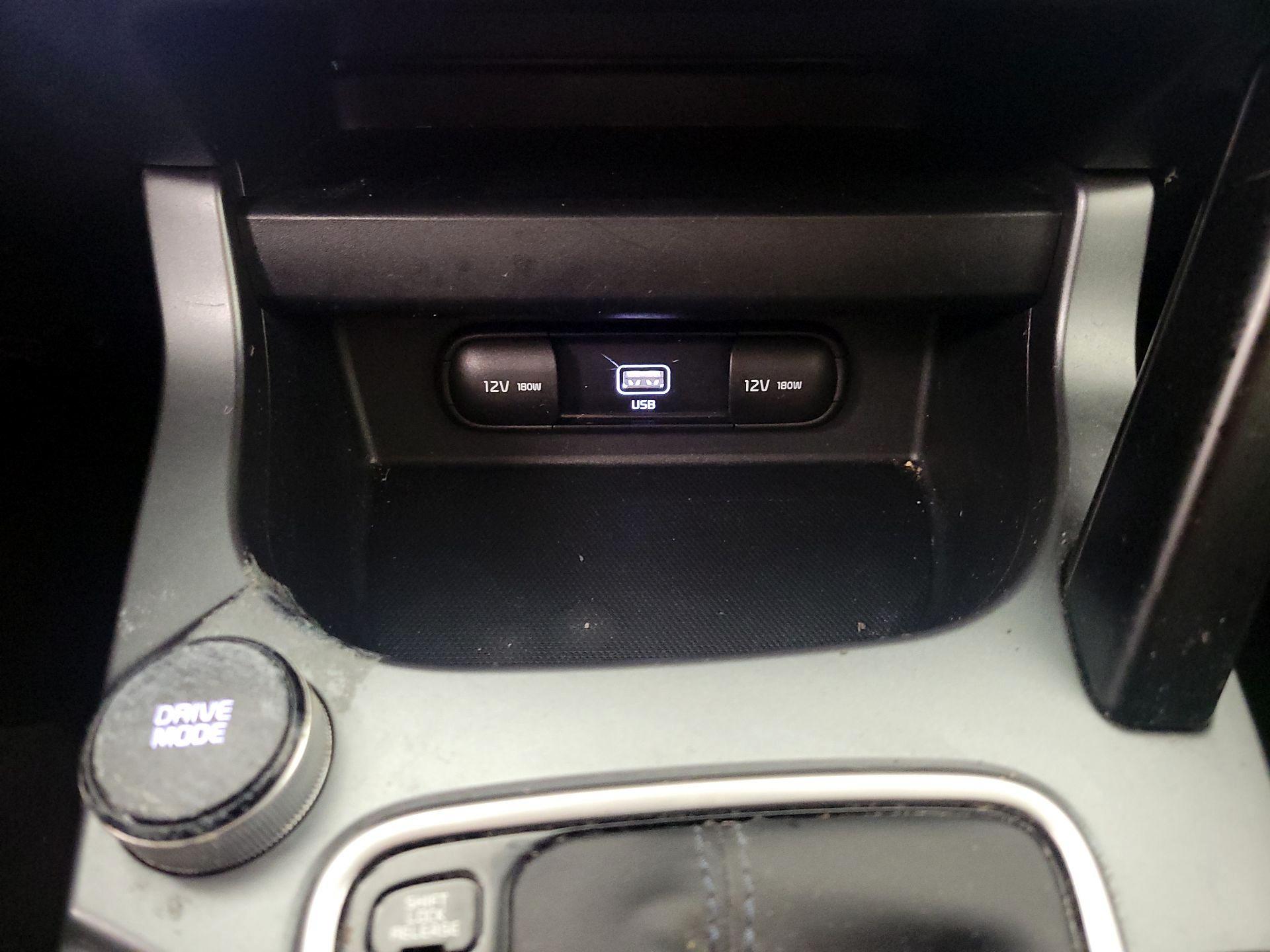 Thumbnail: 2021 Kia Seltos - 18