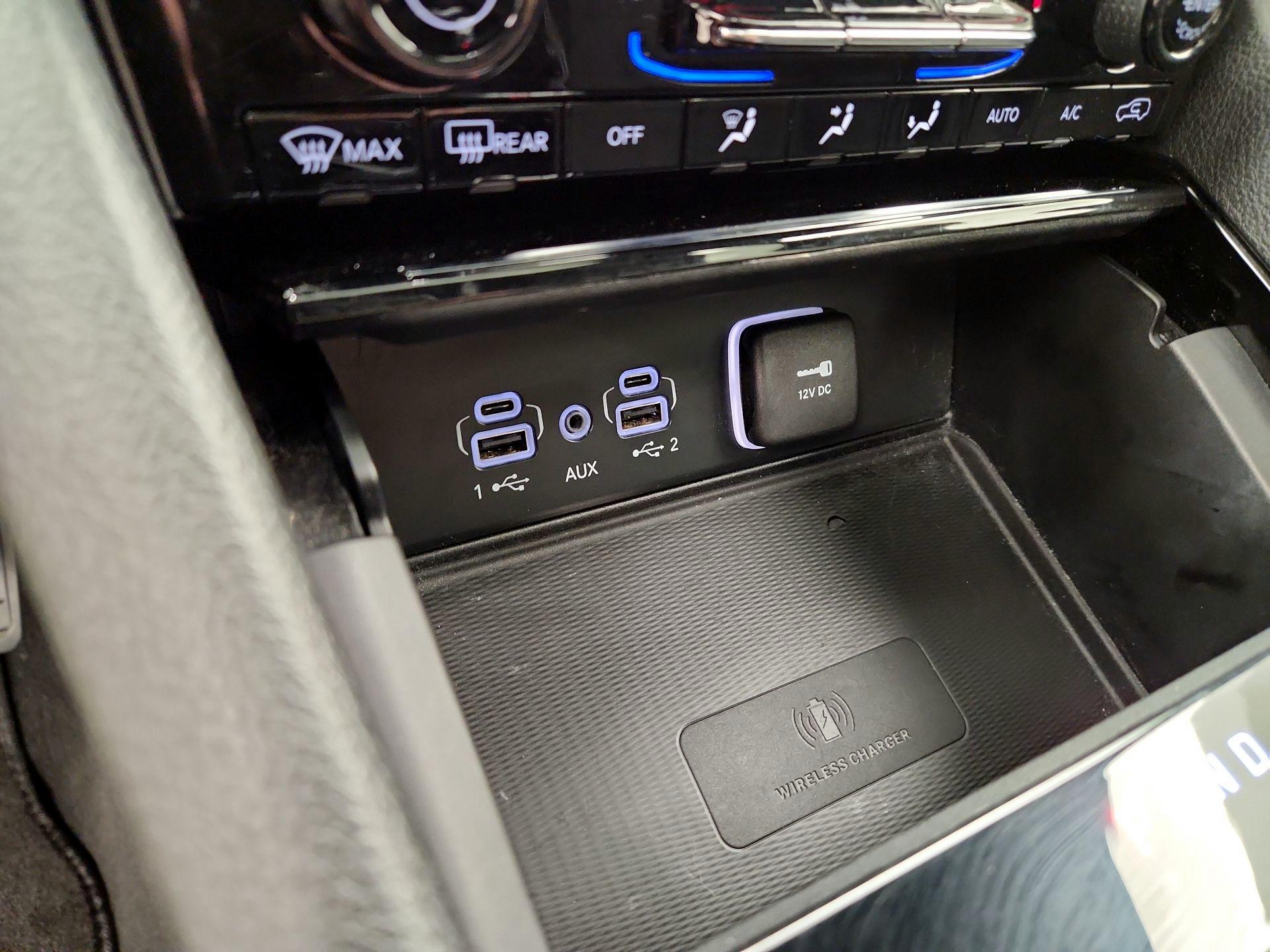 Thumbnail: 2023 Jeep Grand Cherokee - 18