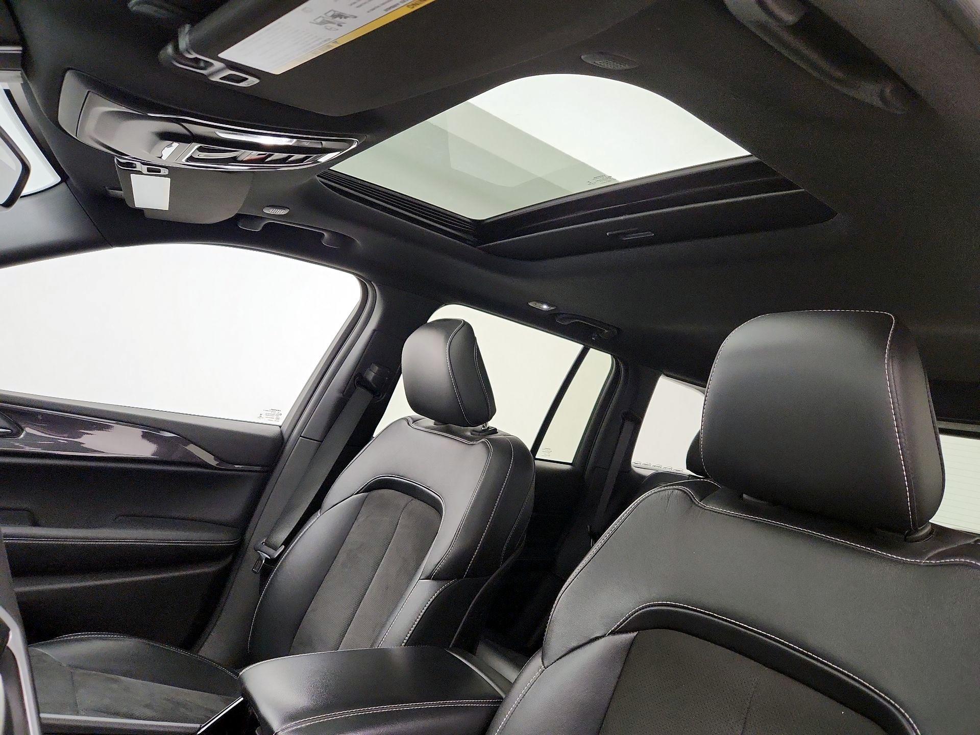 Thumbnail: 2023 Jeep Grand Cherokee - 19