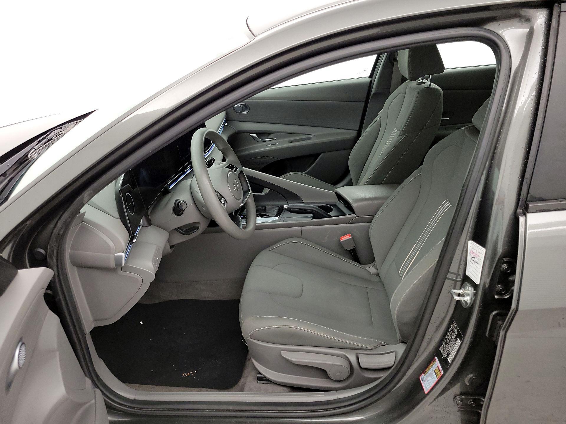 Thumbnail: 2024 Hyundai Elantra - 11