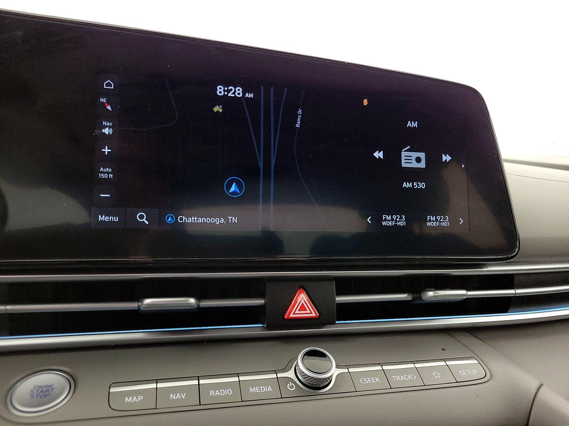 Thumbnail: 2024 Hyundai Elantra - 14