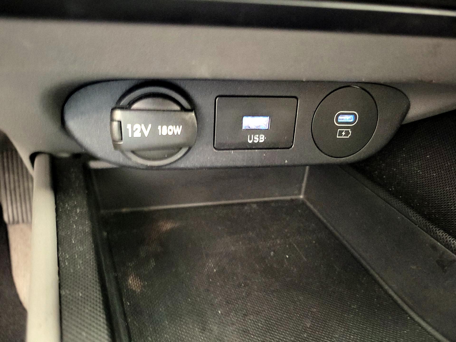 Thumbnail: 2024 Hyundai Elantra - 19