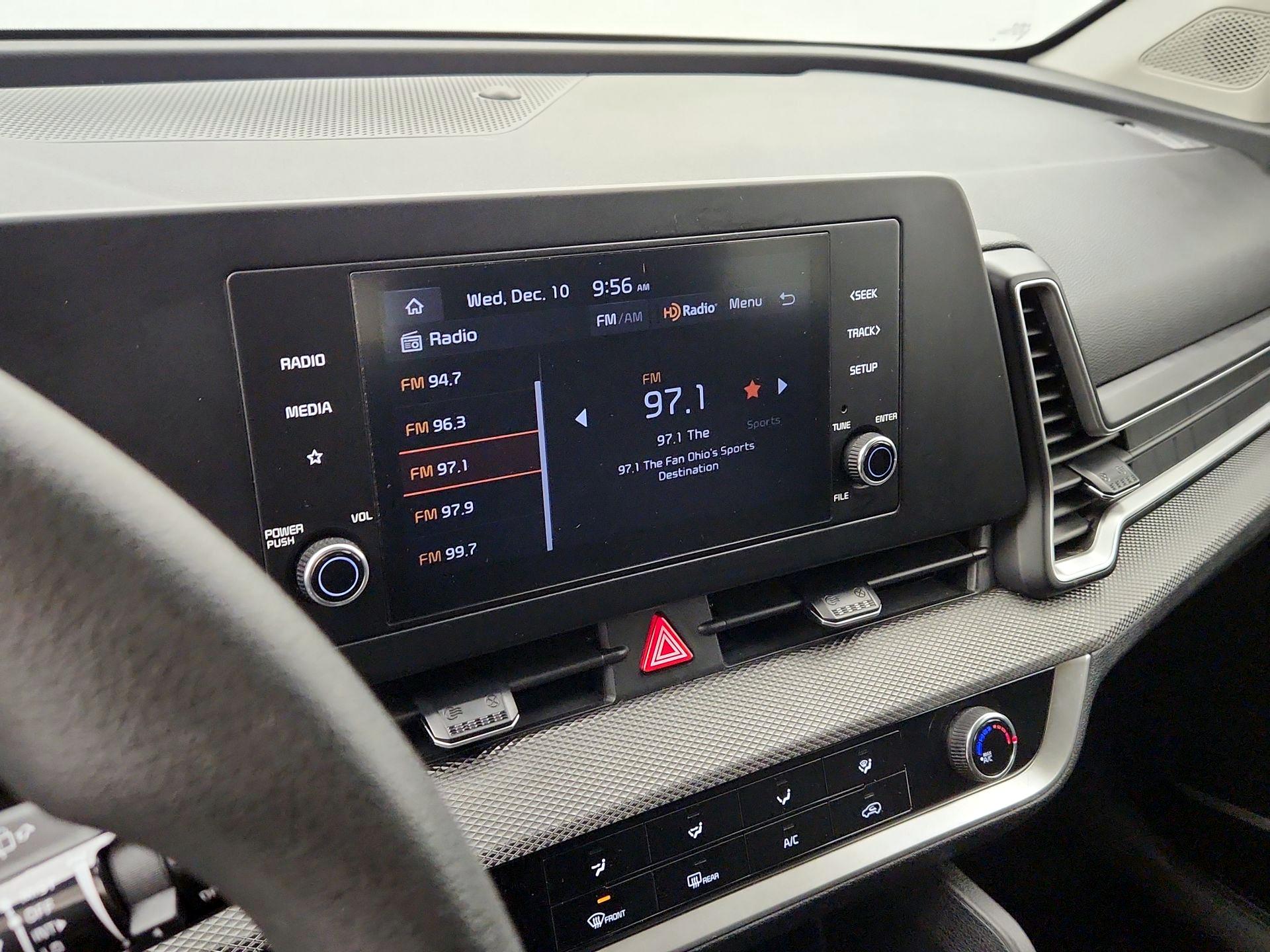 Thumbnail: 2023 Kia Sportage - 15