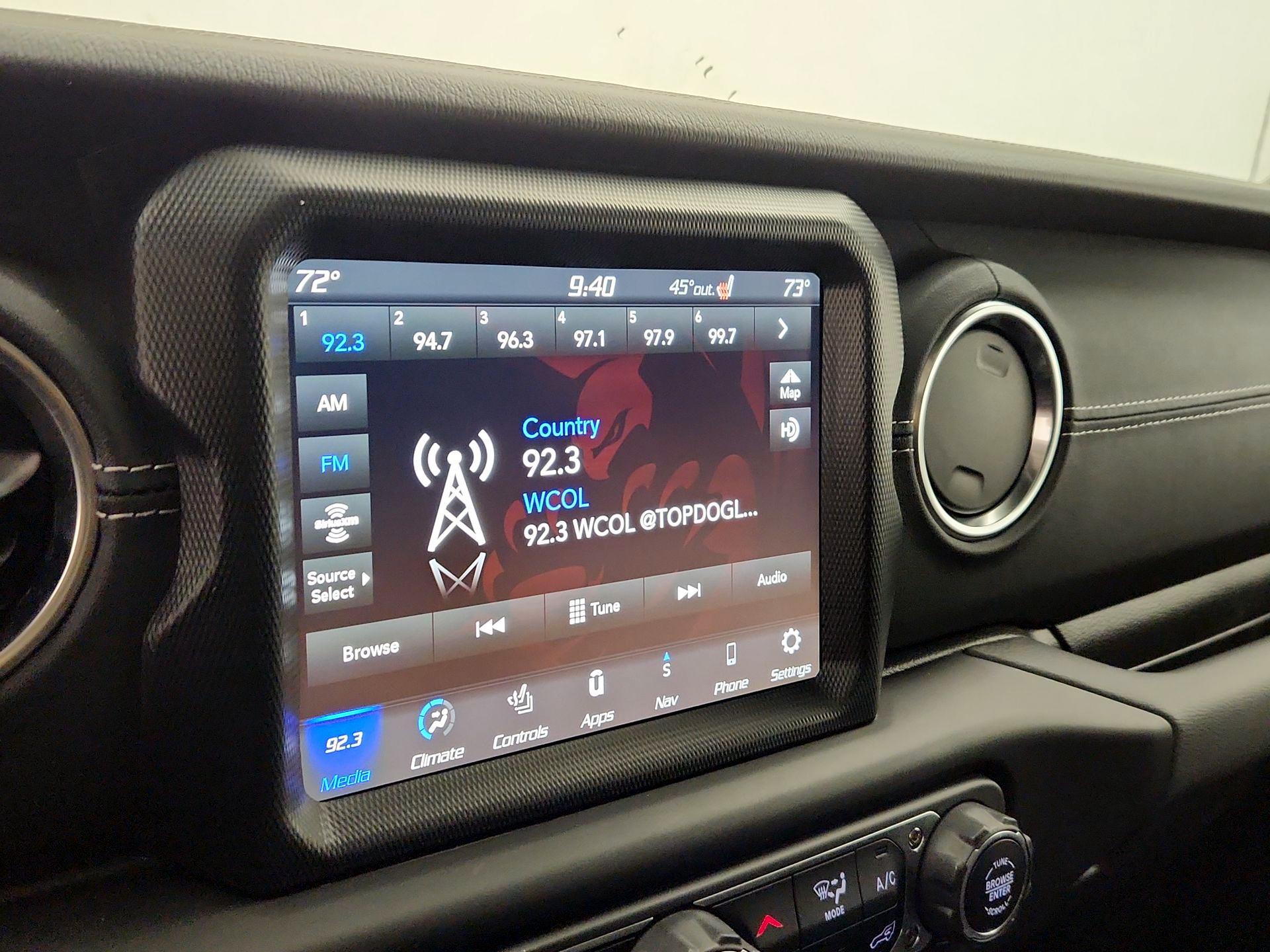 Thumbnail: 2022 Jeep Wrangler - 16