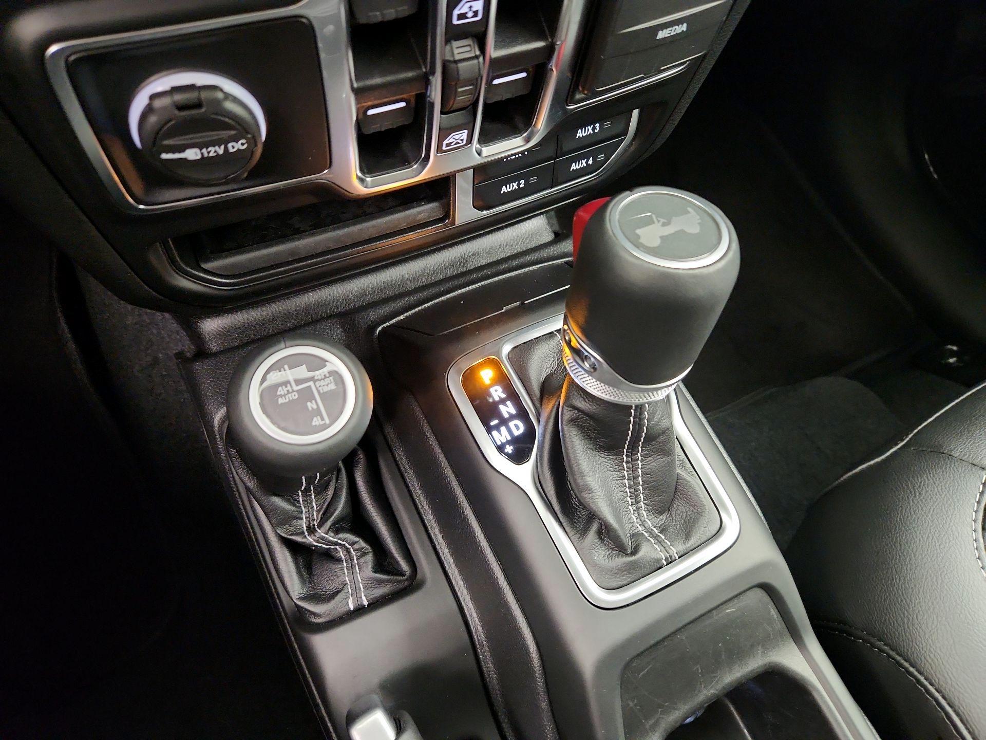 Thumbnail: 2022 Jeep Wrangler - 18