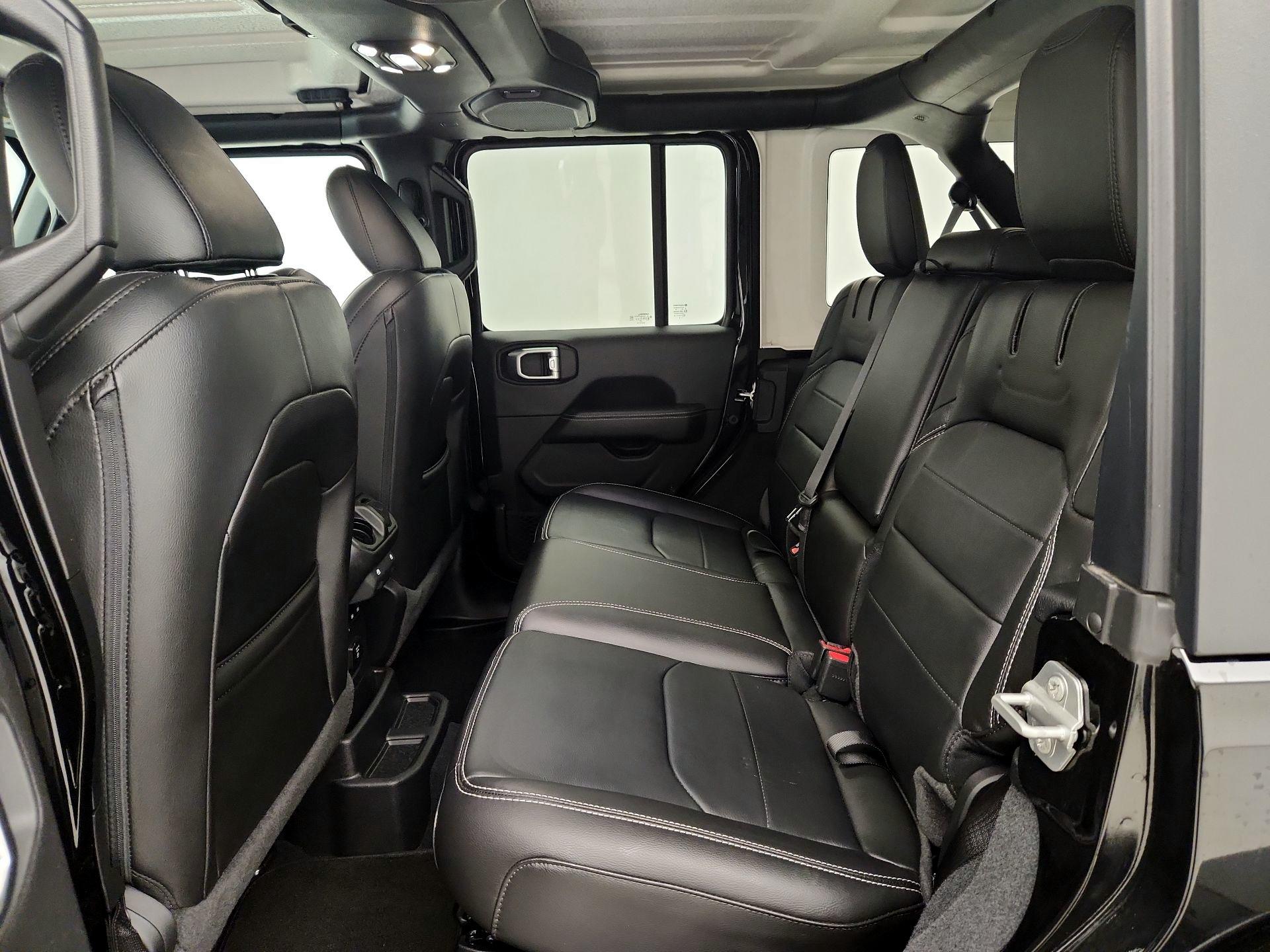 Thumbnail: 2022 Jeep Wrangler - 20