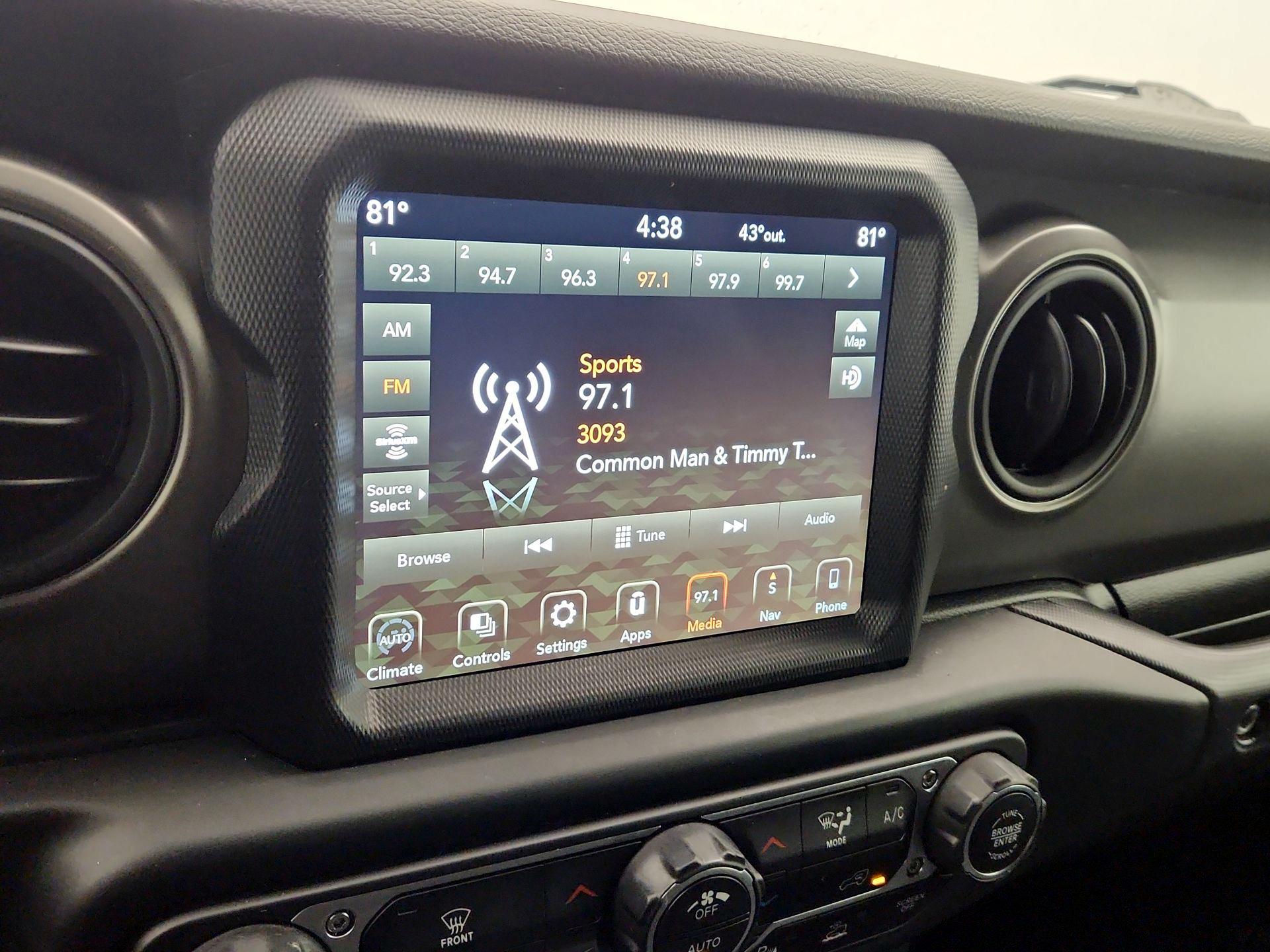 Thumbnail: 2022 Jeep Wrangler - 16