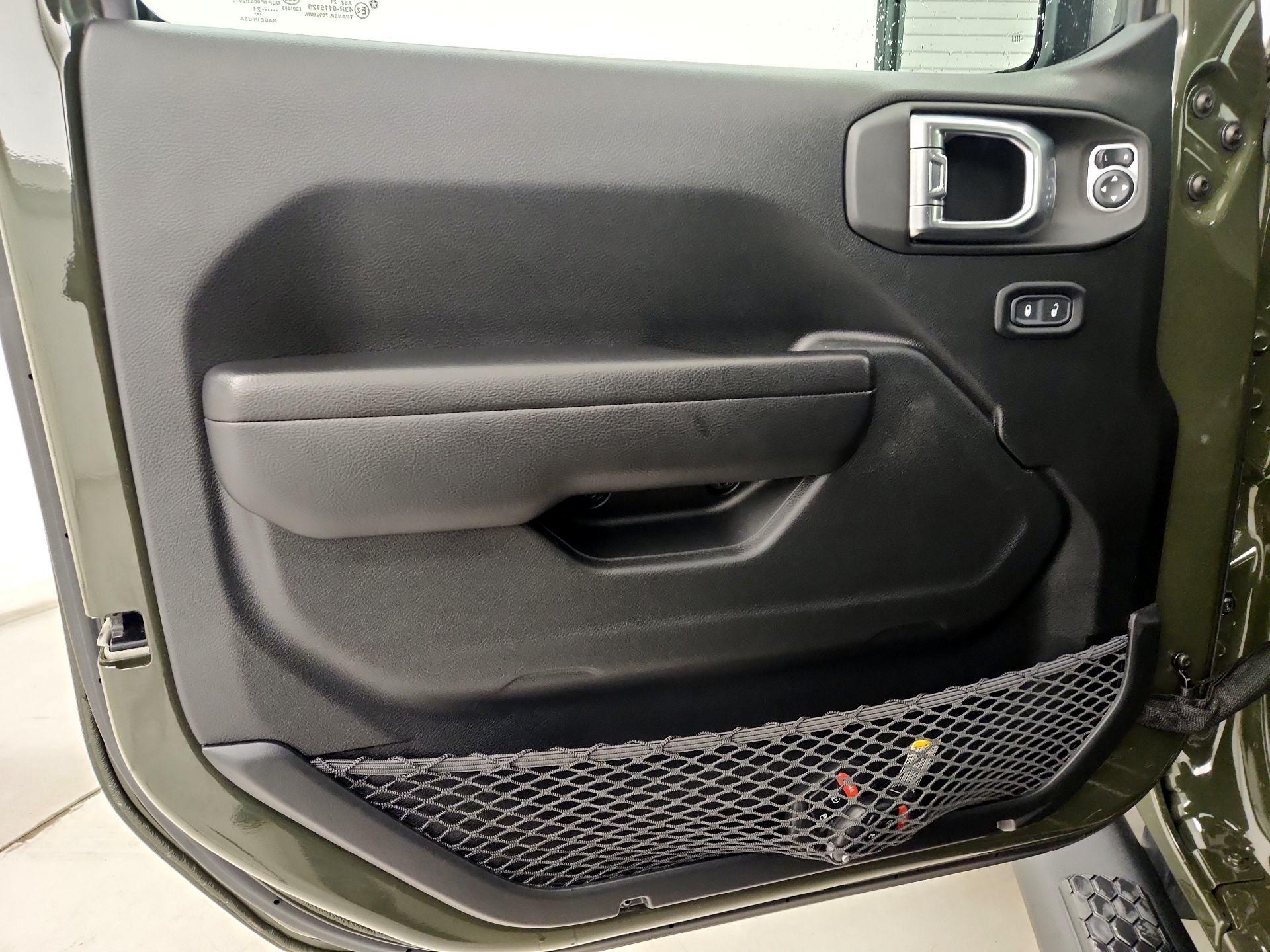 Thumbnail: 2021 Jeep Wrangler - 12