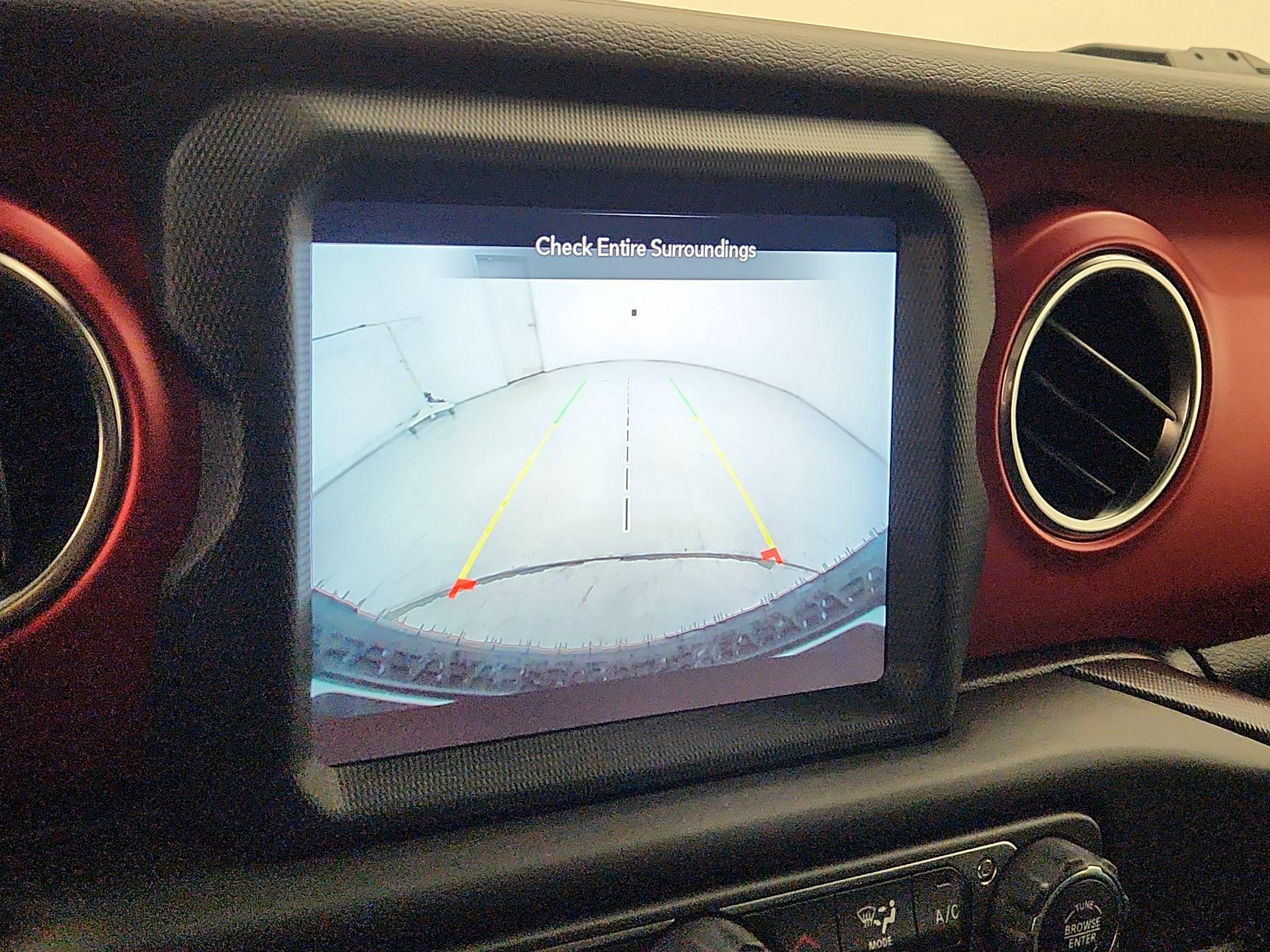 Thumbnail: 2021 Jeep Wrangler - 15