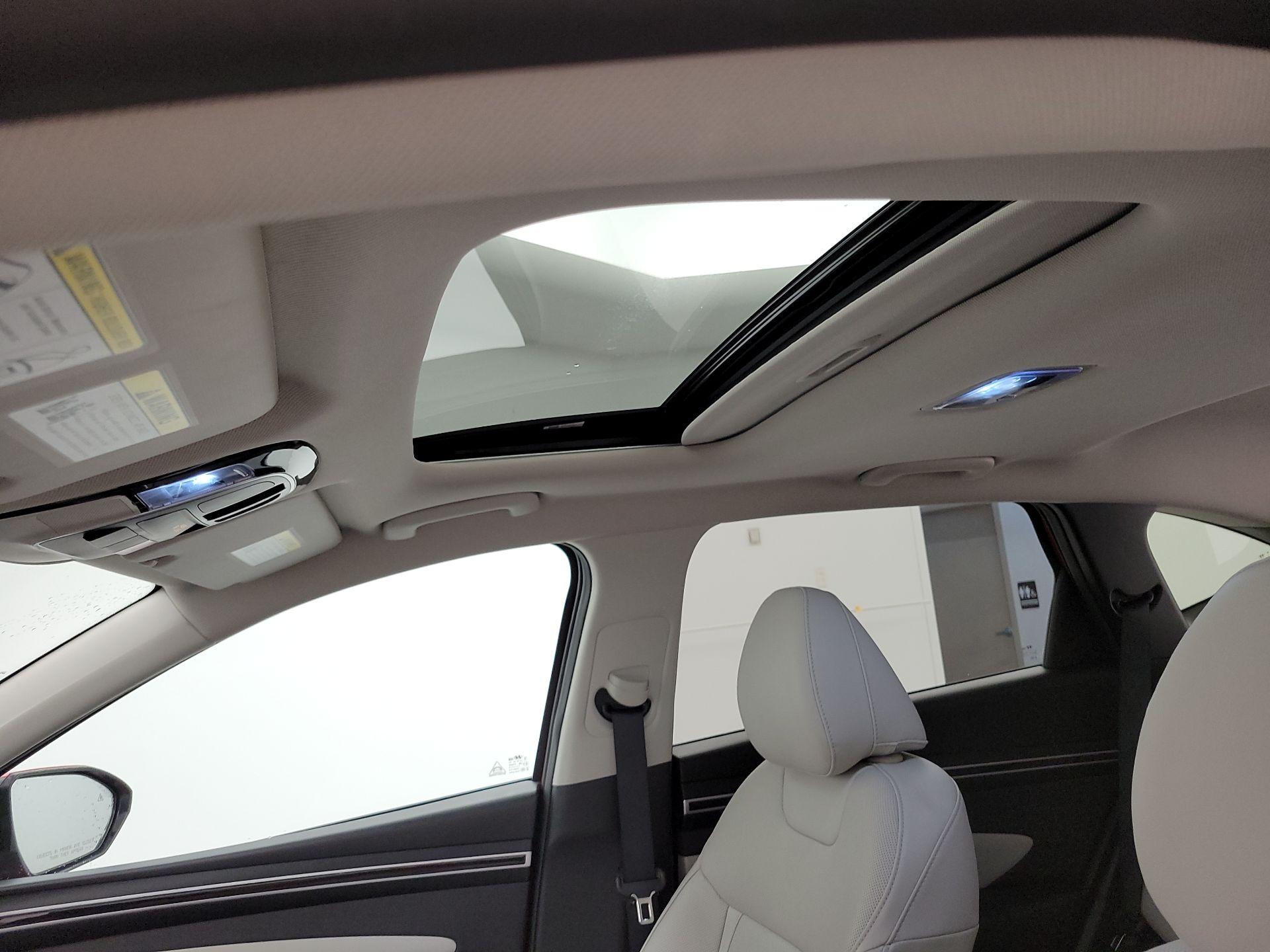 Thumbnail: 2023 Hyundai Tucson - 19