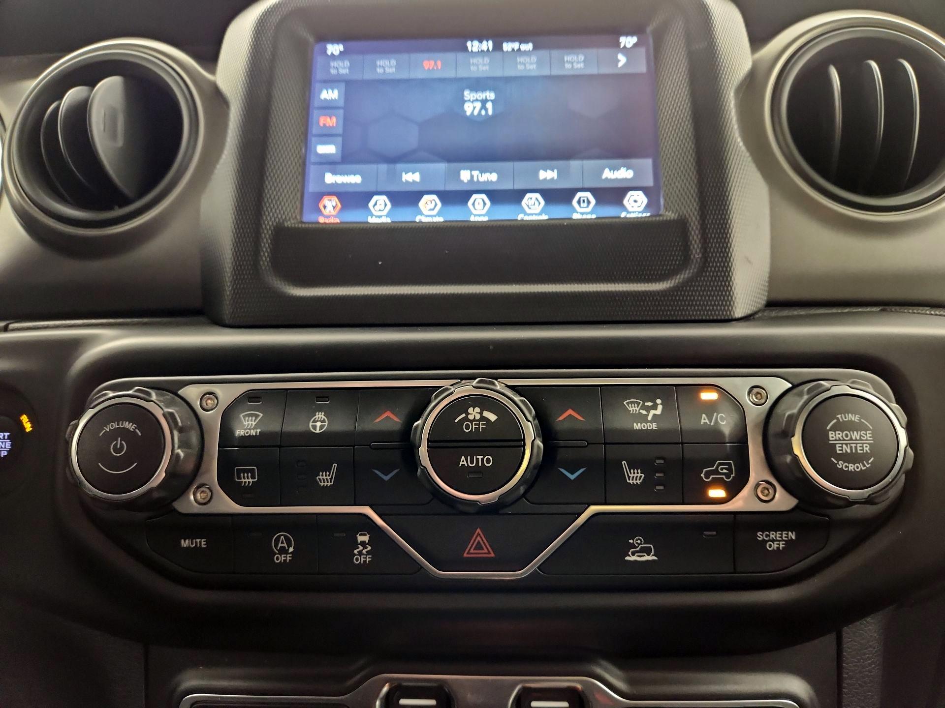 Thumbnail: 2021 Jeep Wrangler - 16