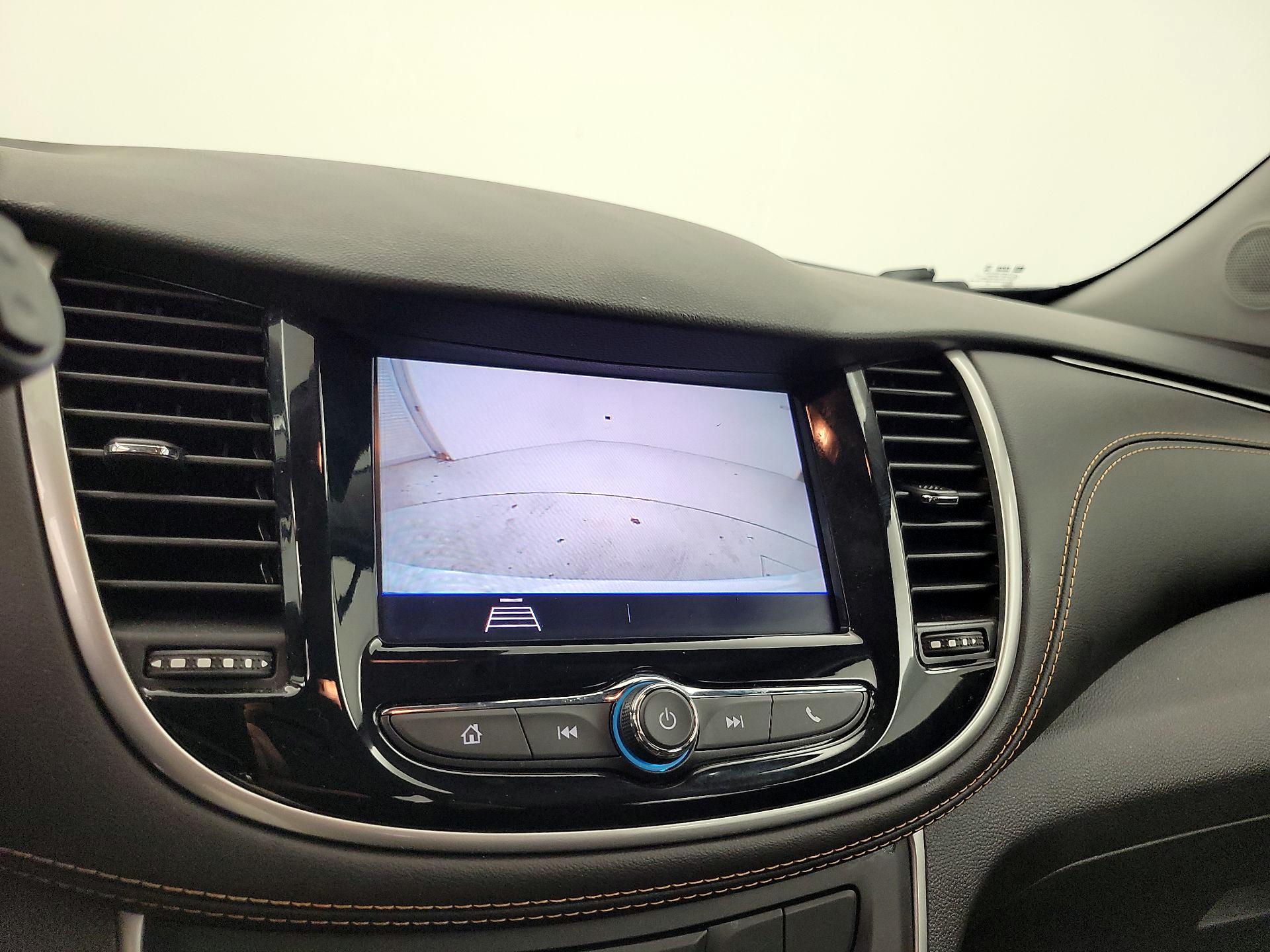 Thumbnail: 2020 Chevrolet Trax - 14