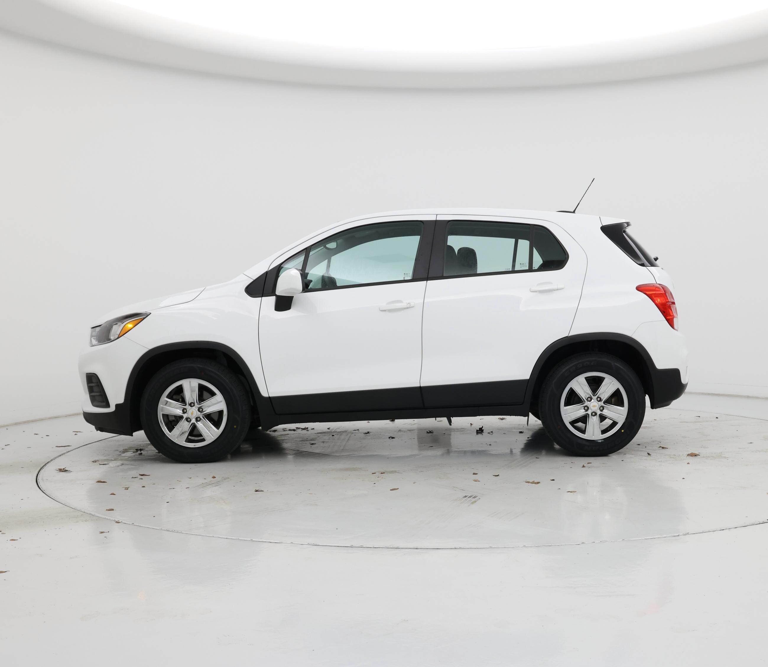 Thumbnail: 2020 Chevrolet Trax - 3