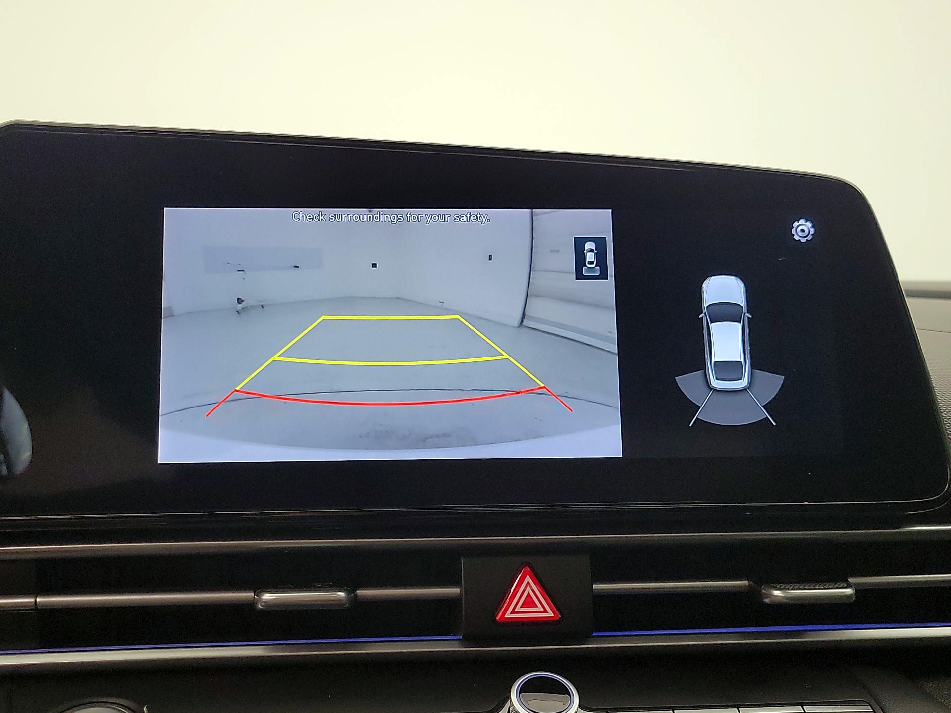 Thumbnail: 2022 Hyundai Elantra - 15